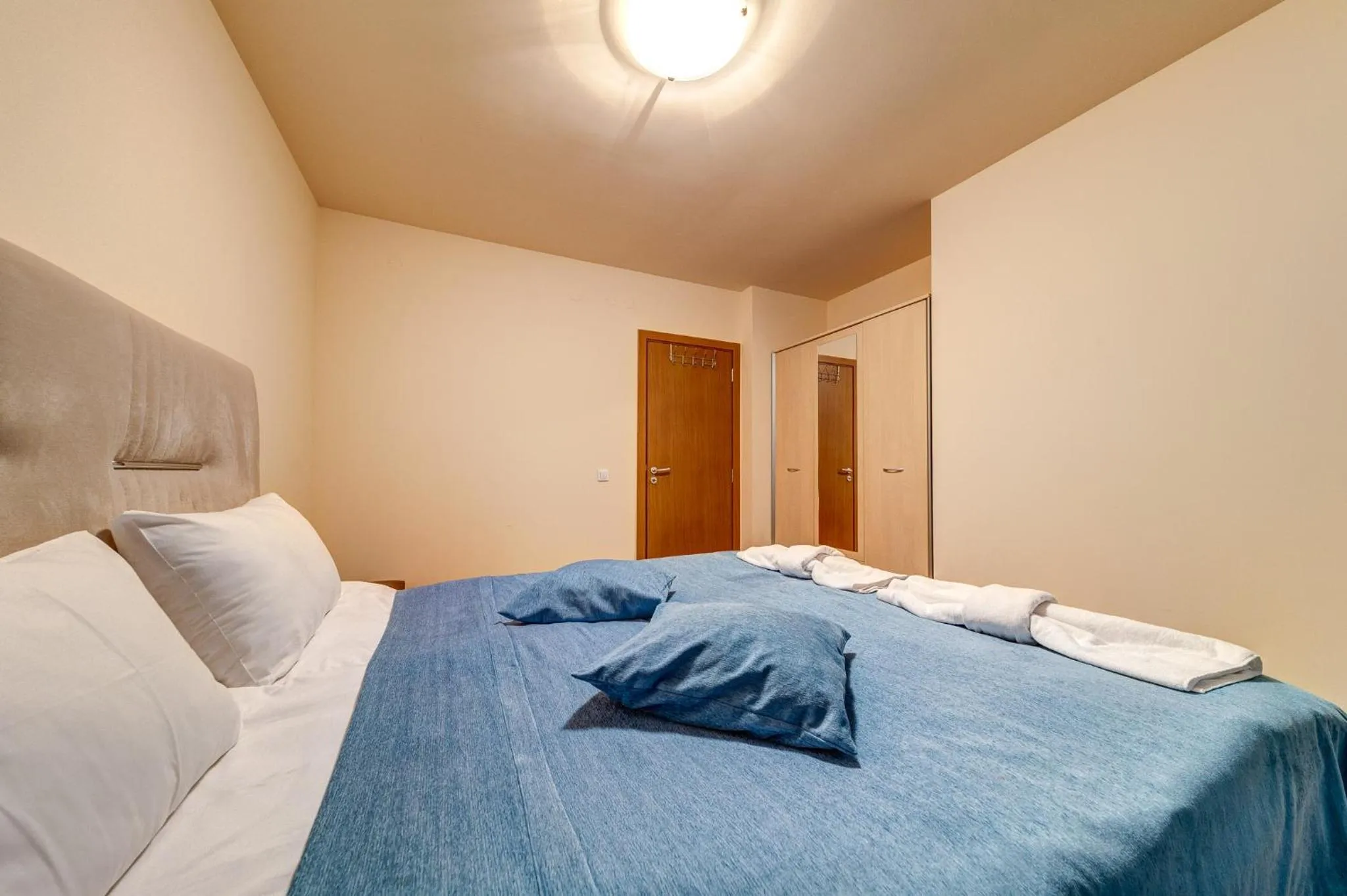 Bed in Grand Resort Pamporovo Apartments