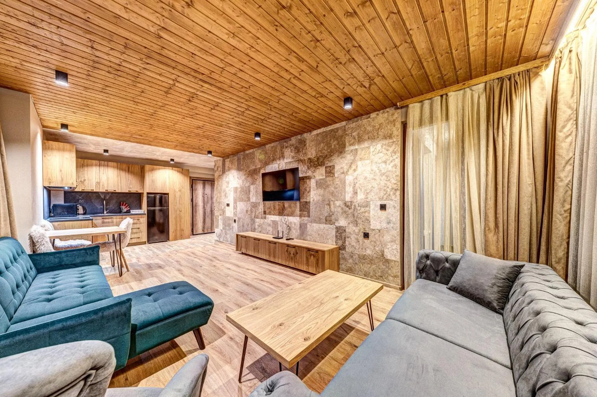 TV and multimedia in Grand Resort Pamporovo Apartments