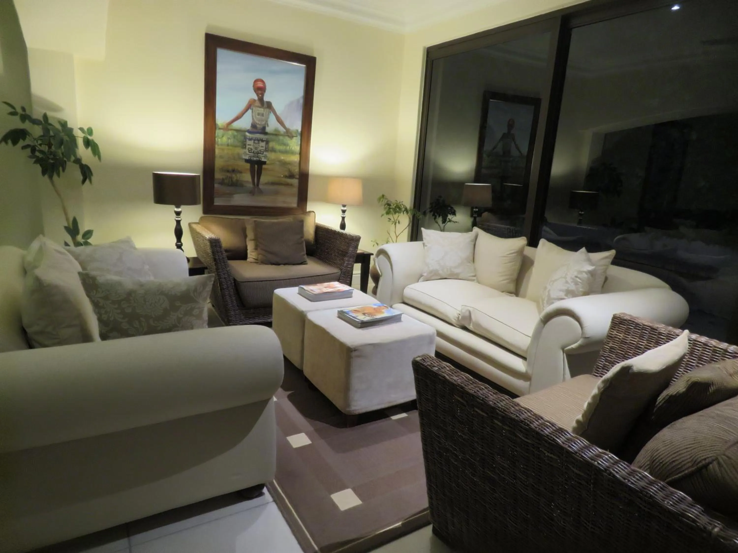 Living room in Blue Horizon Guest House