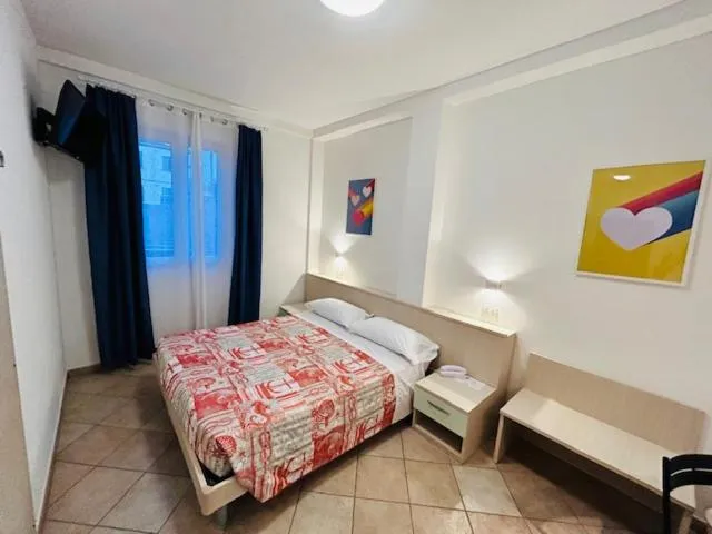 Photo of the whole room, Bed in Hotel Aurora