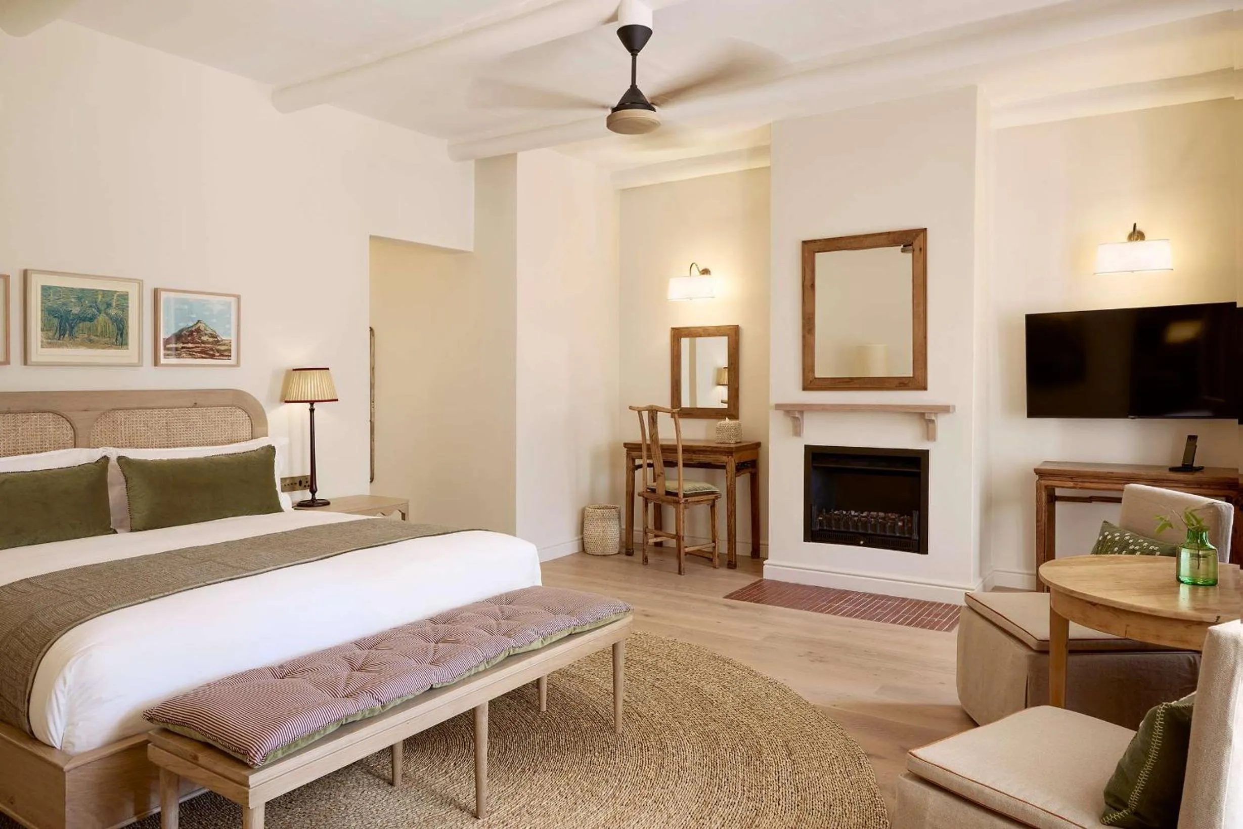 Bed in Spier Hotel and Wine Farm