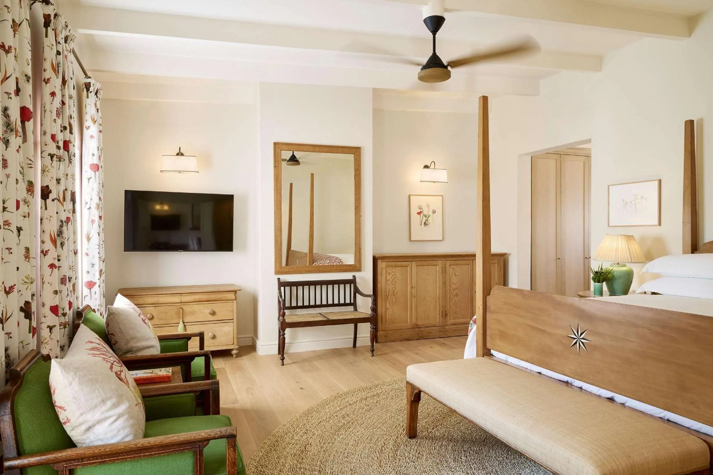 Bed in Spier Hotel and Wine Farm