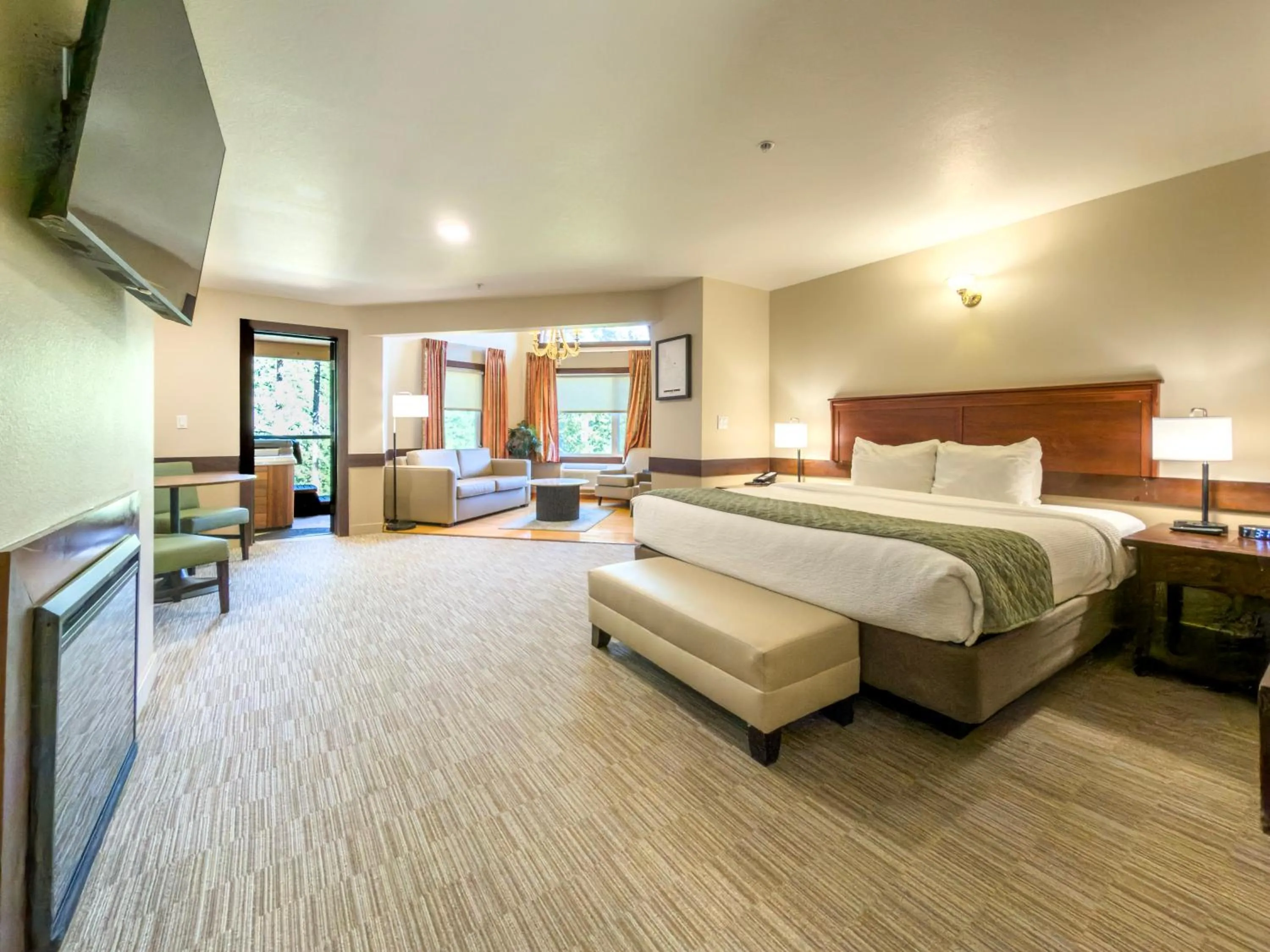 Bed in Carson Hot Springs Resort & Spa