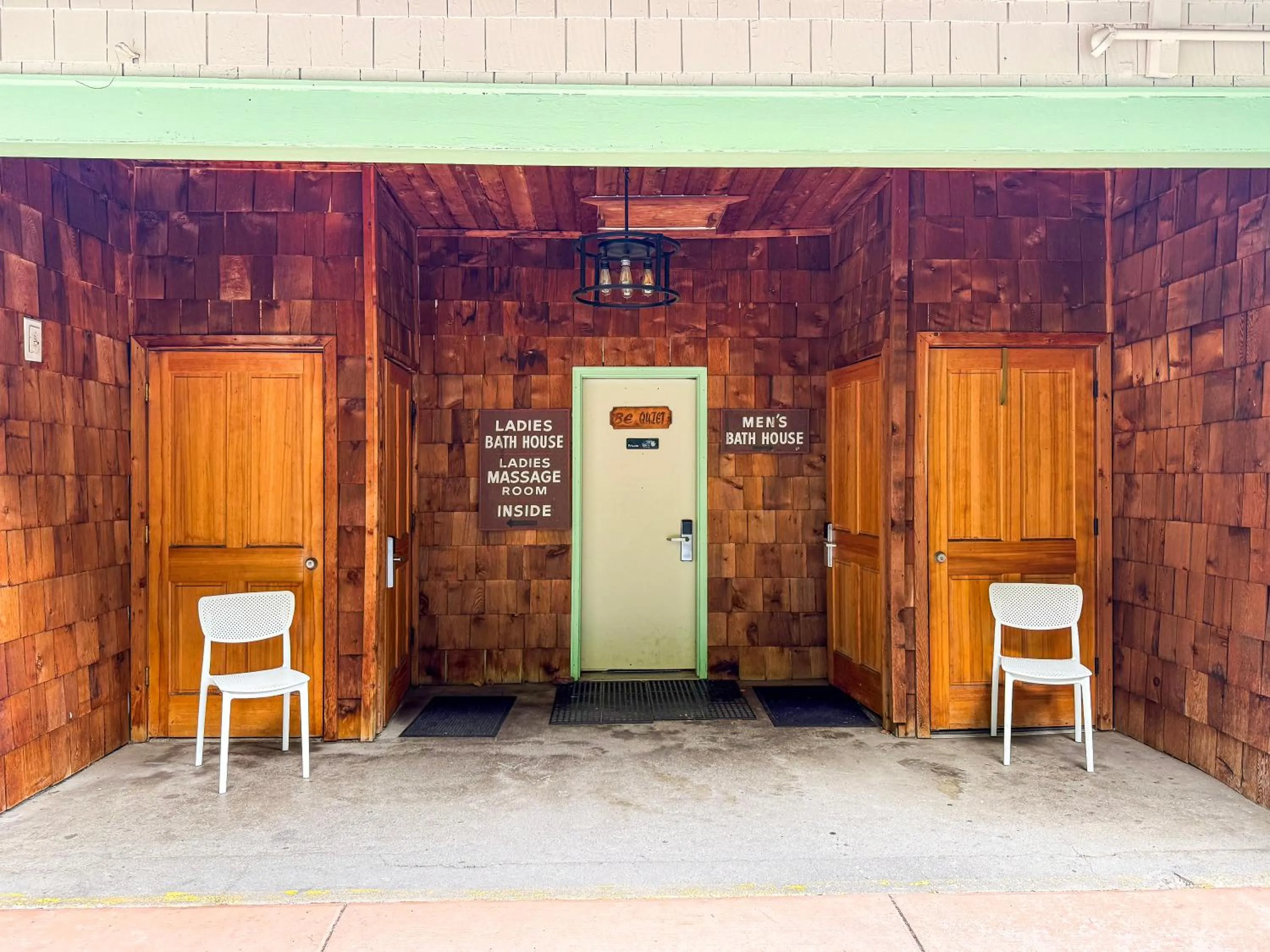 Hot Spring Bath in Carson Hot Springs Resort & Spa