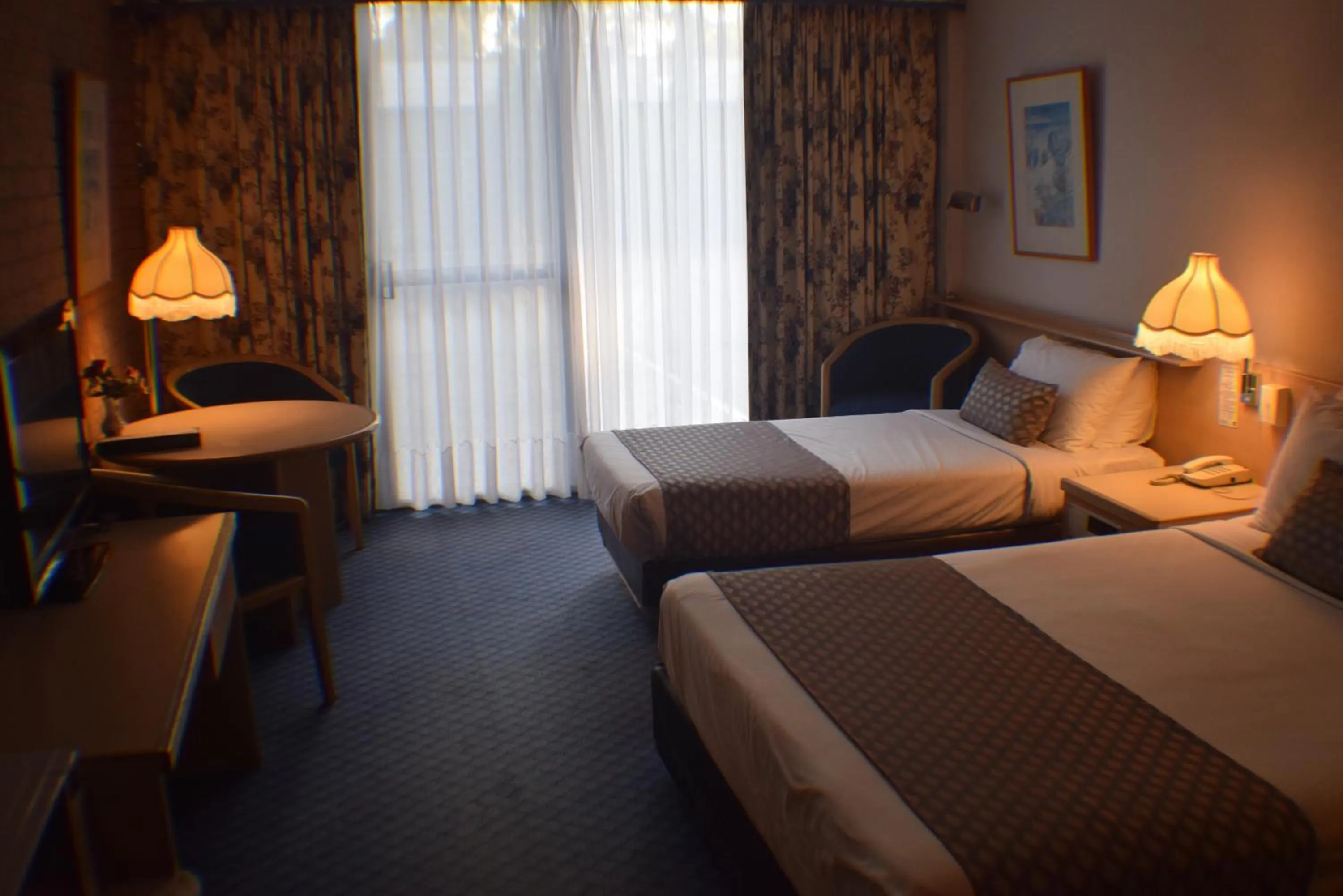 Photo of the whole room, Bed in John Hunter Motel Muswellbrook