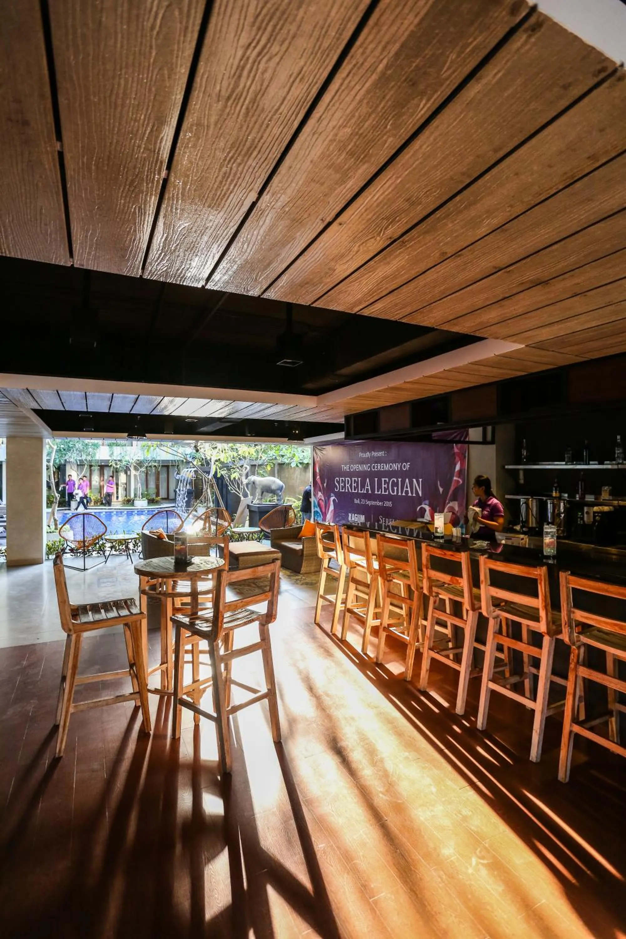 Restaurant/places to eat in Serela Legian by KAGUM Hotels