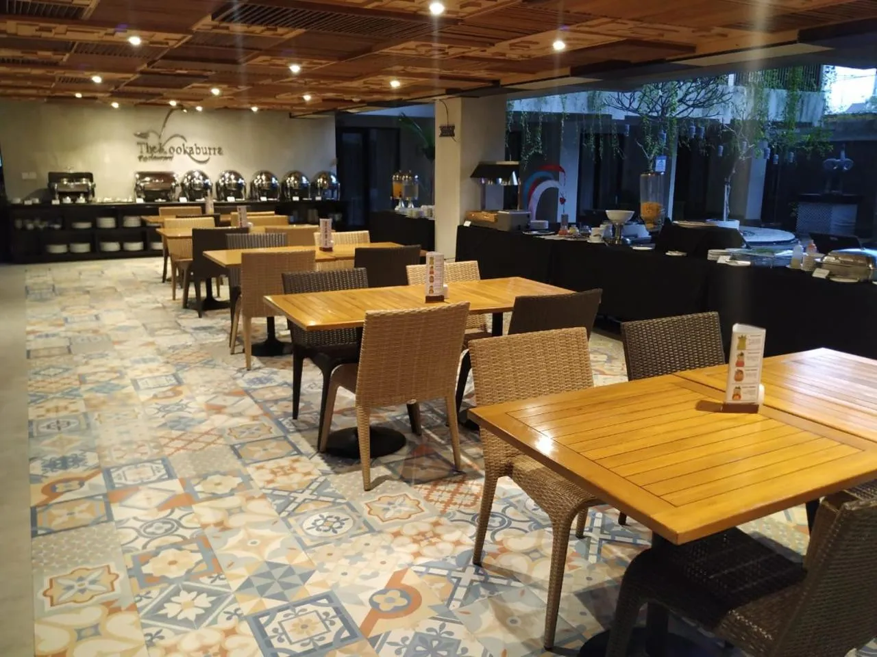 Restaurant/places to eat in Serela Legian by KAGUM Hotels