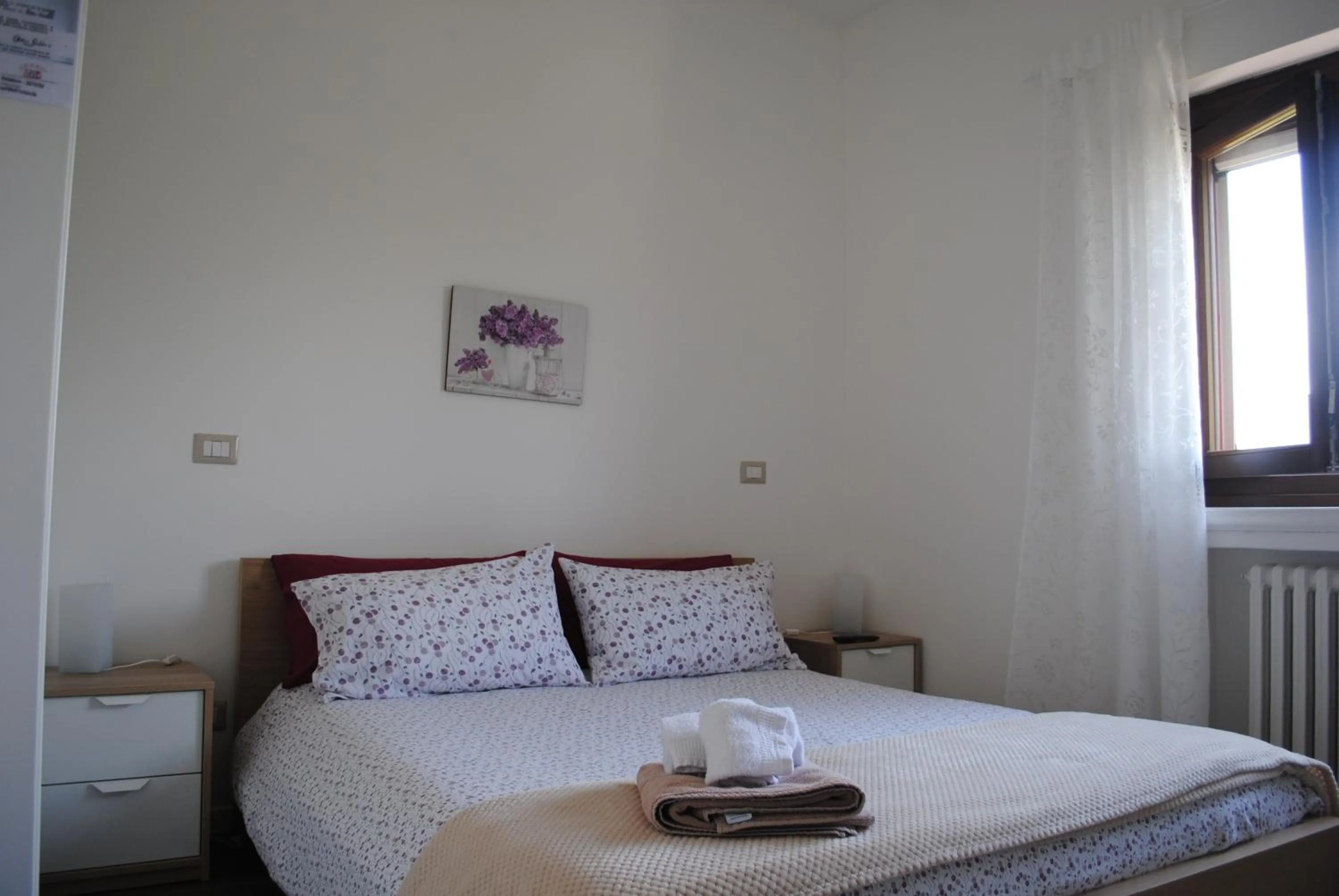 Bedroom, Bed in Annavi