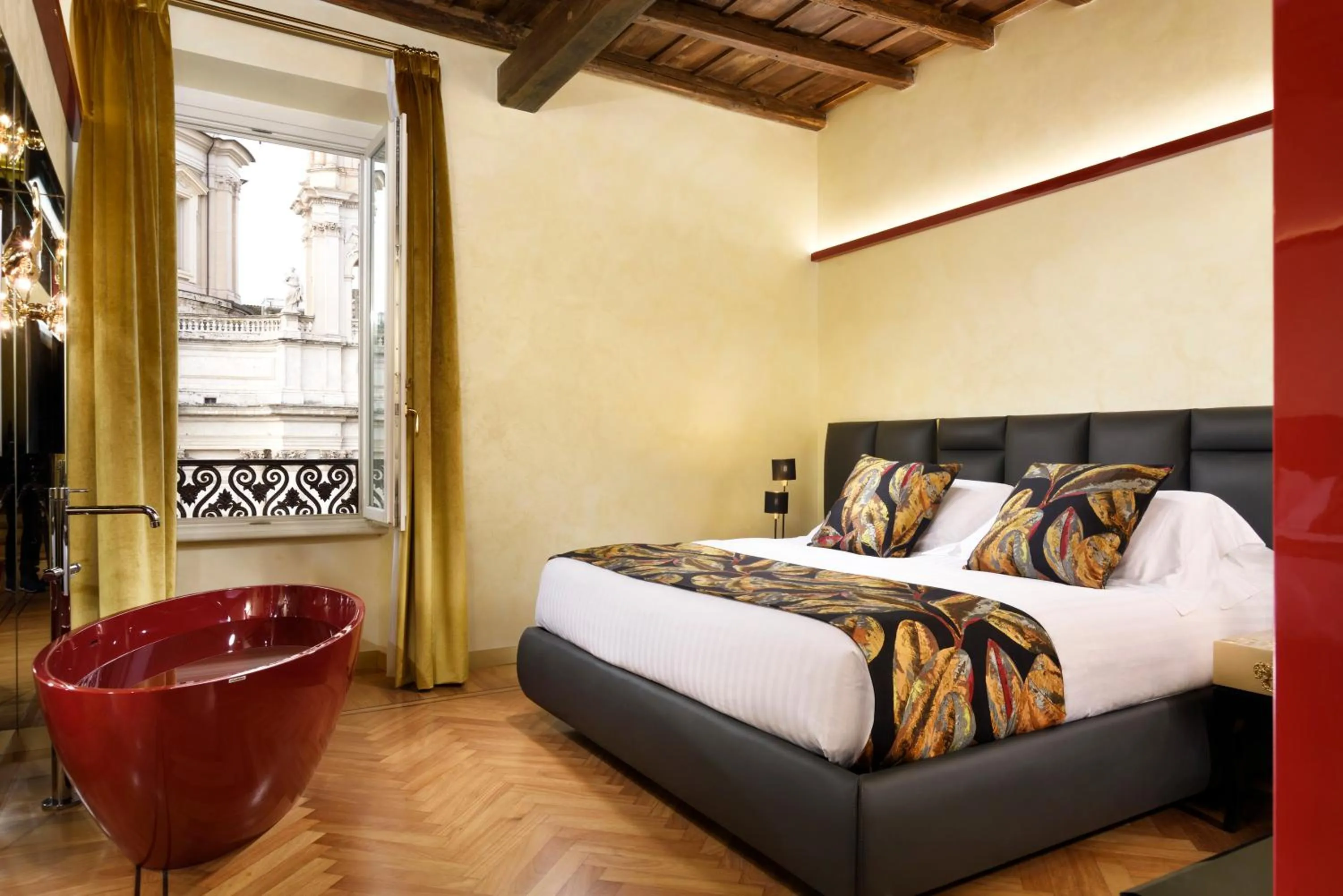 Bed in Lifestyle Suites Rome
