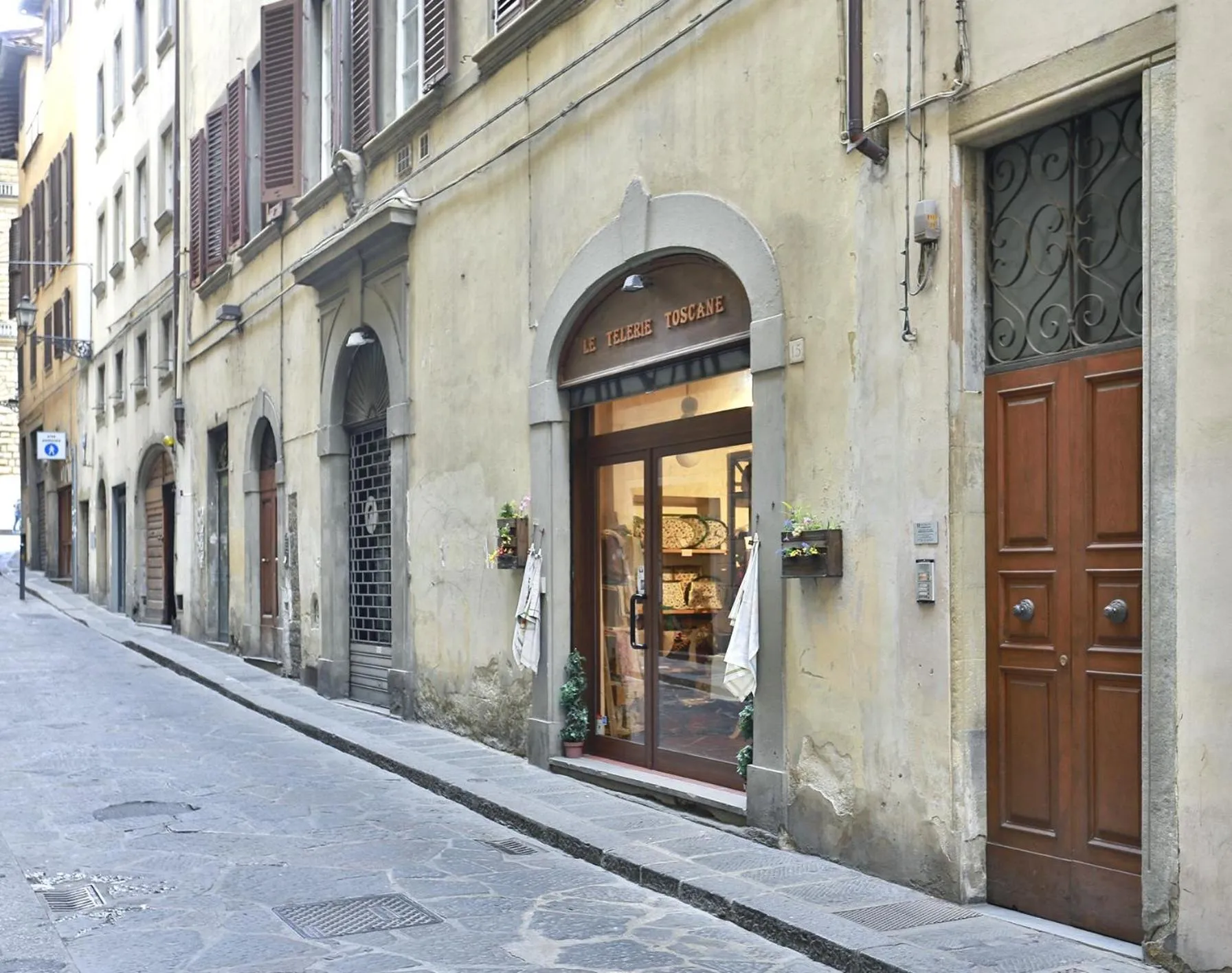 Neighbourhood in Florence Pitti Loft