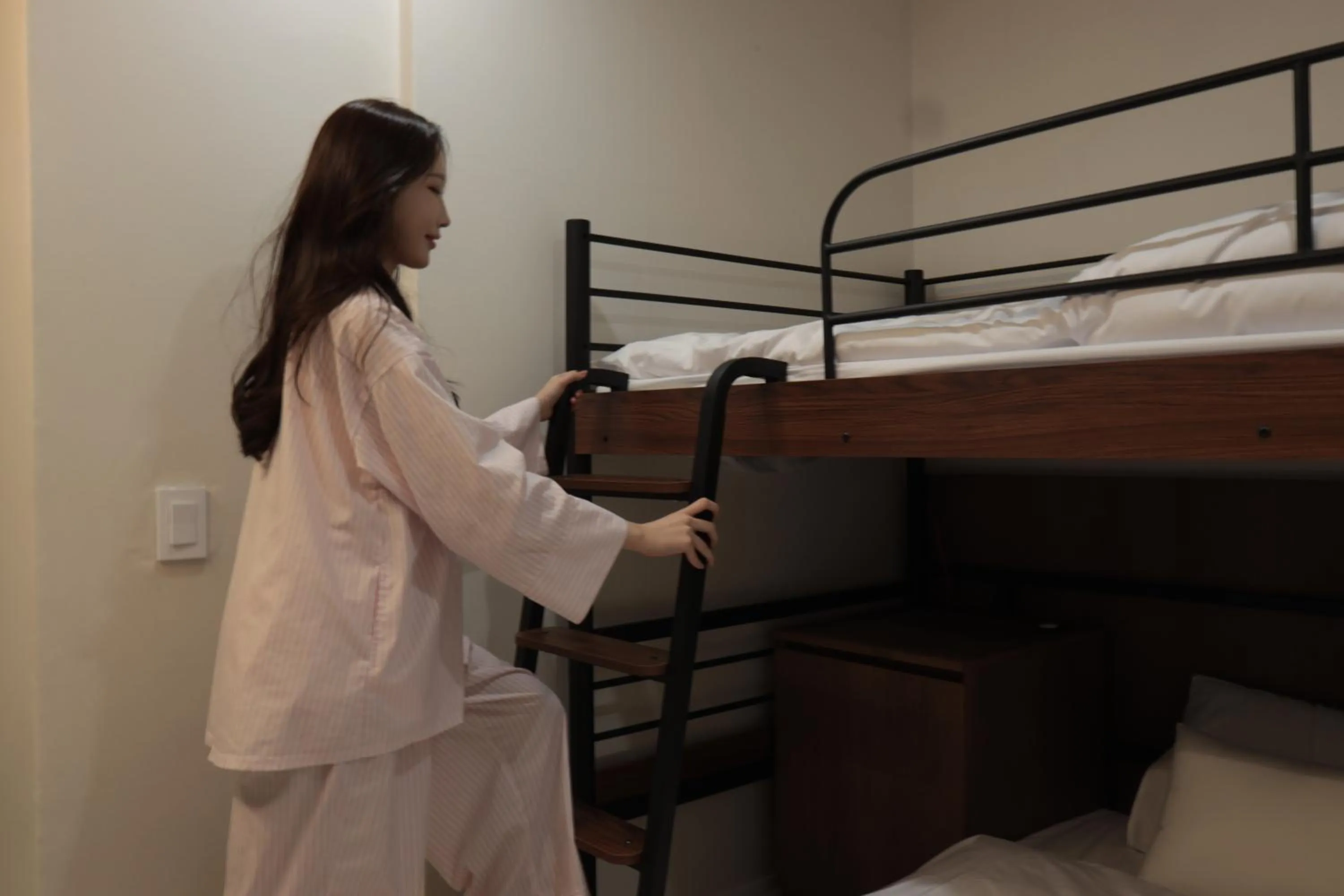 Bed in Jamsil Hive Hotel