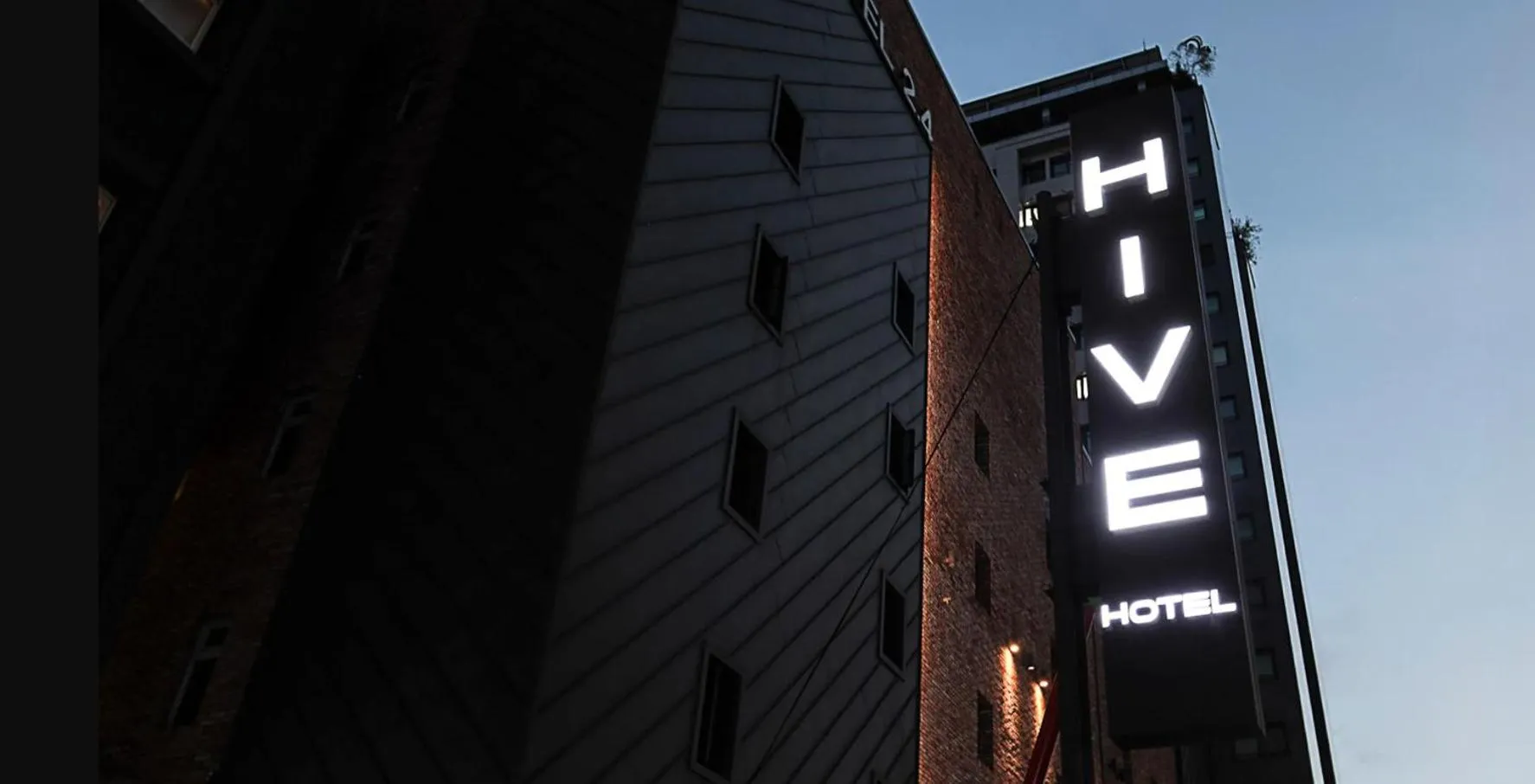 Property building in Jamsil Hive Hotel