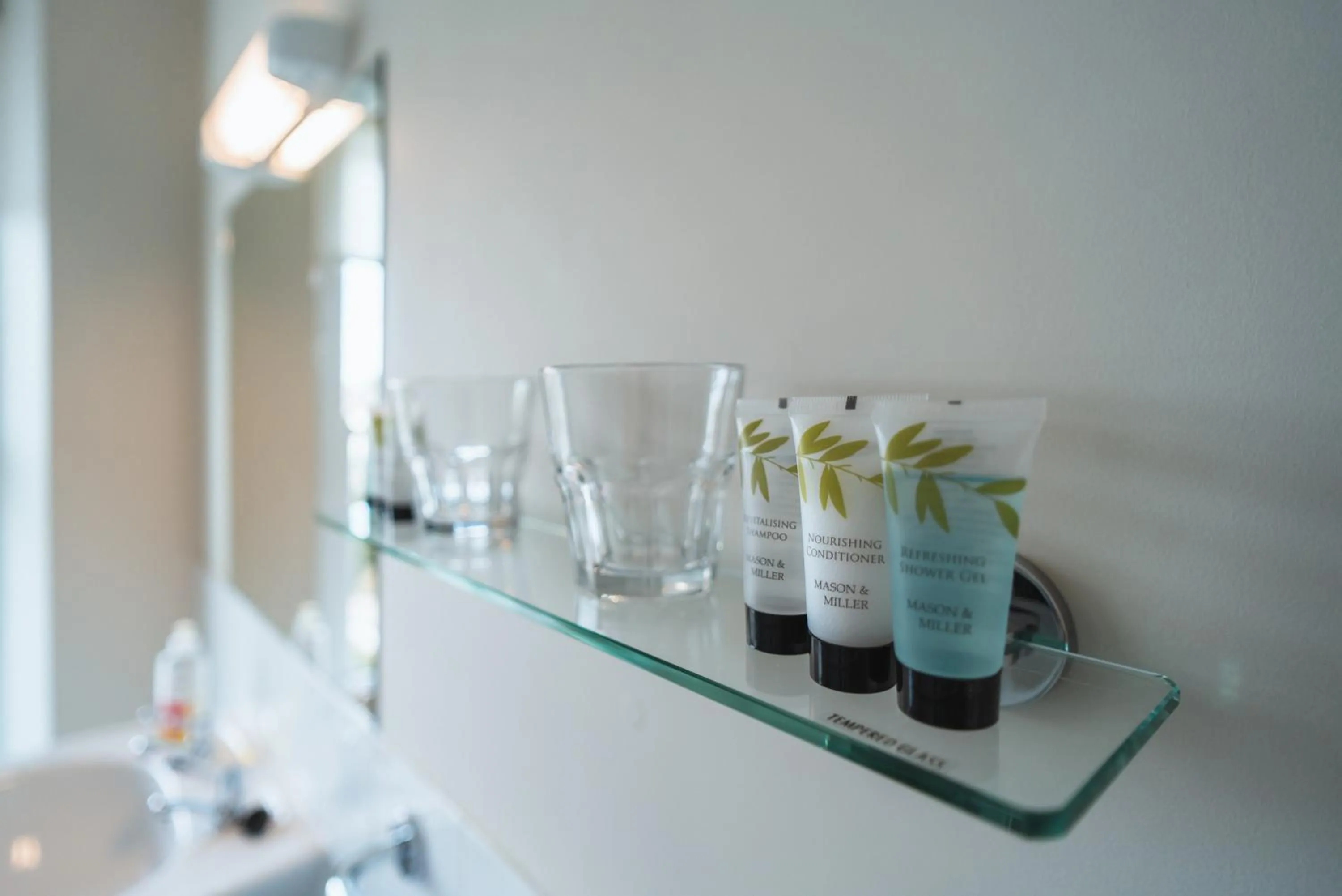 Johnny Dough's Conwy with Rooms