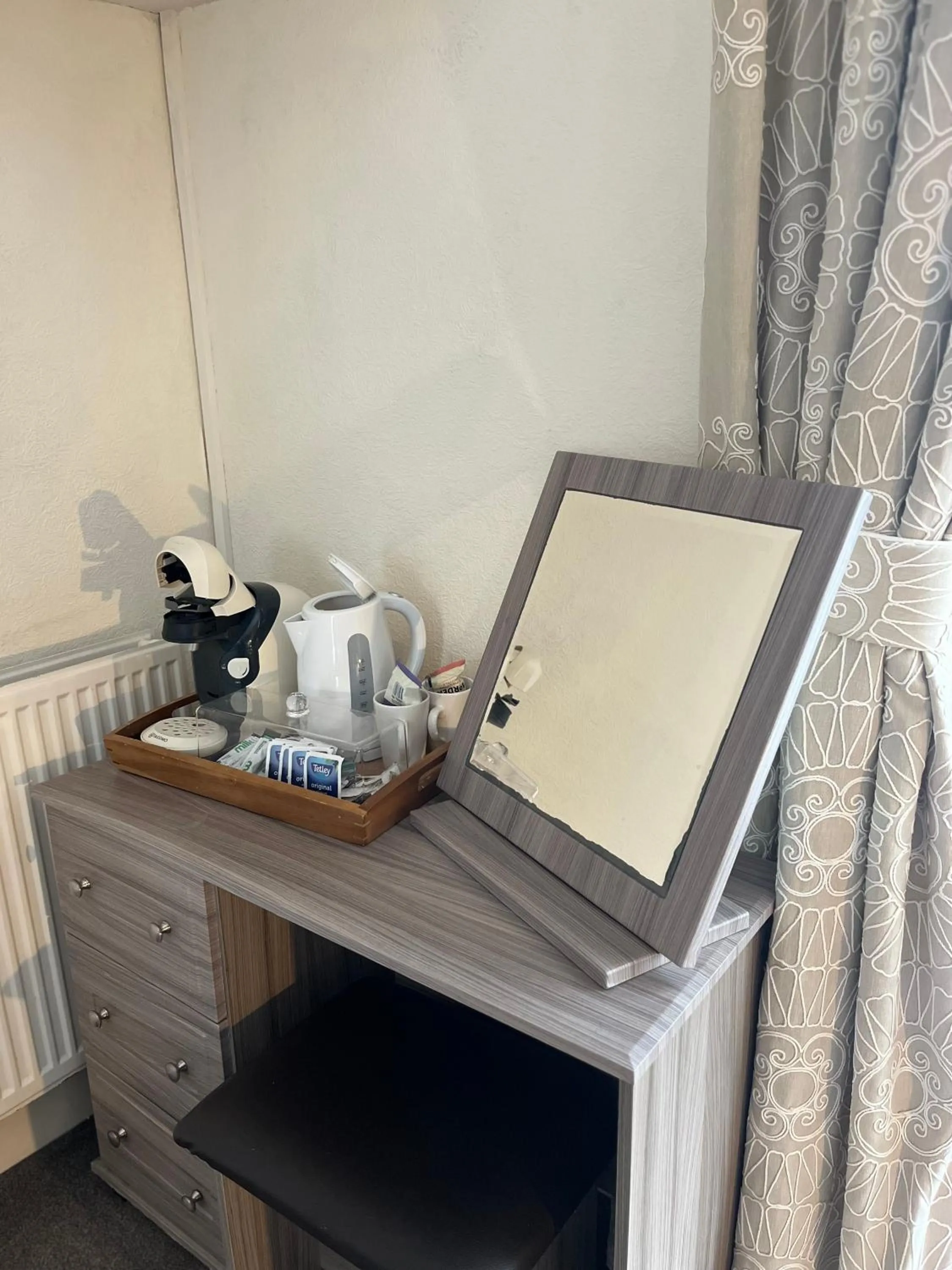 Johnny Dough's Conwy with Rooms