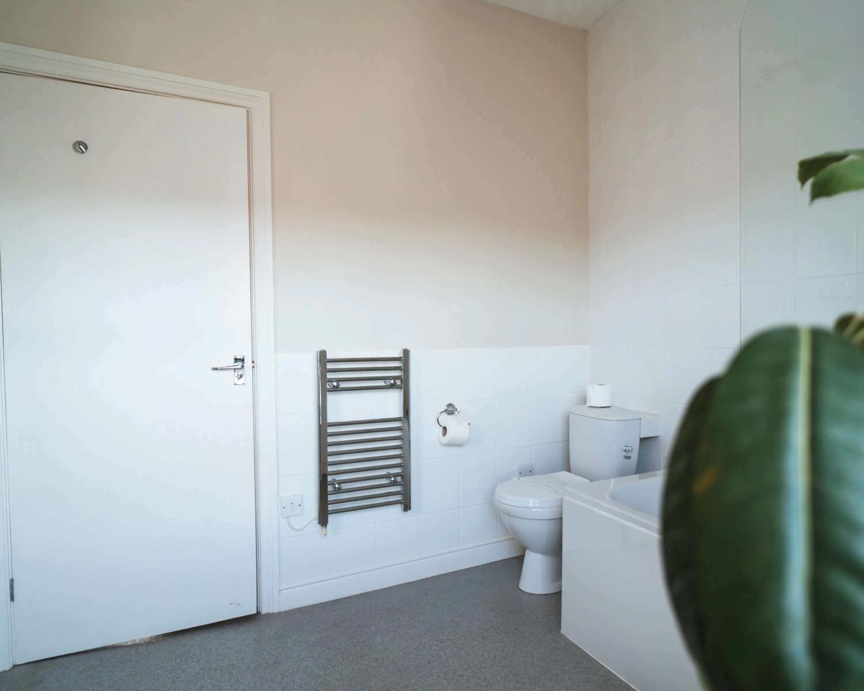 Johnny Dough's Conwy with Rooms