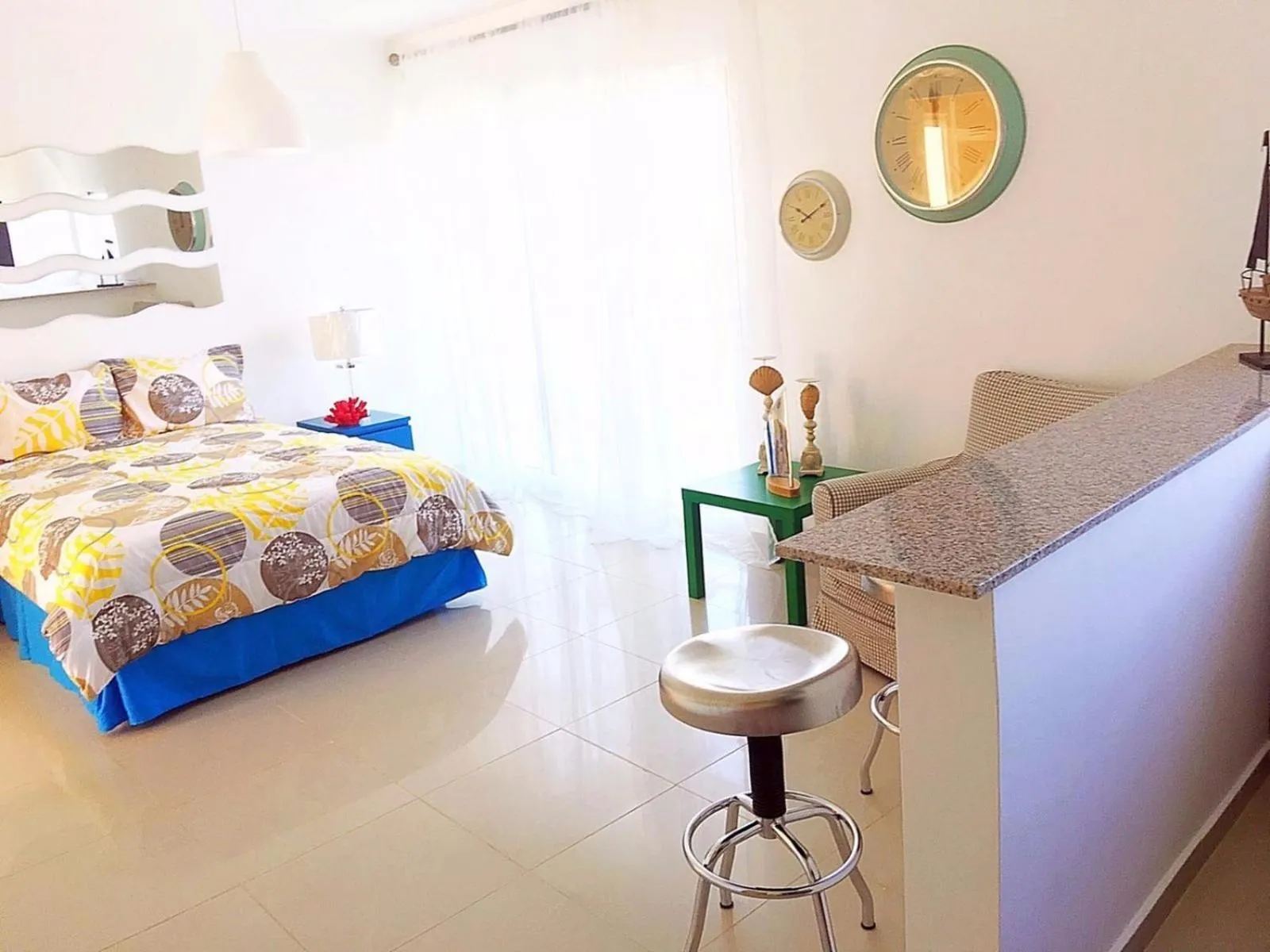 Bed in Vista Marina Residence