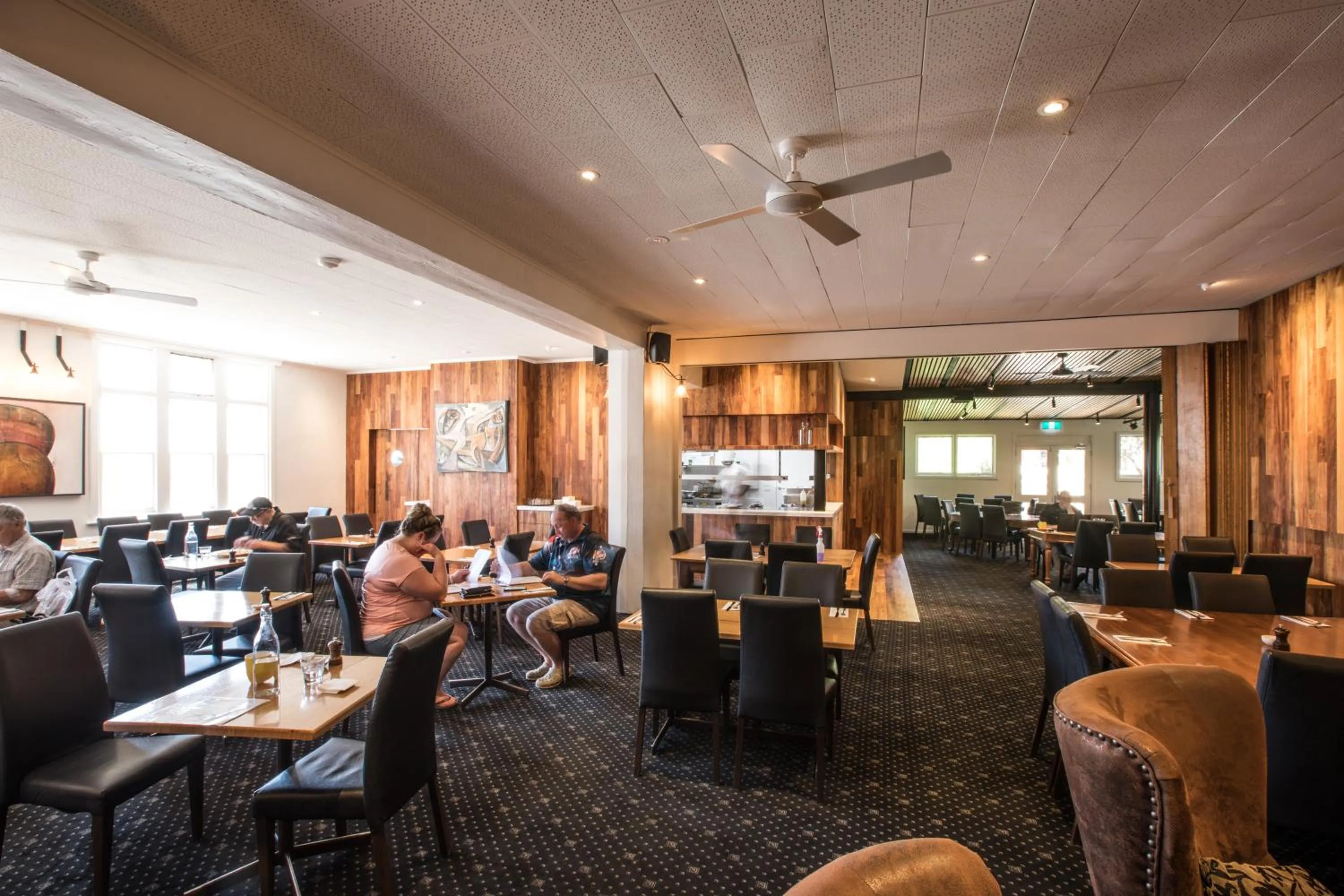 The Corner Hotel Alexandra