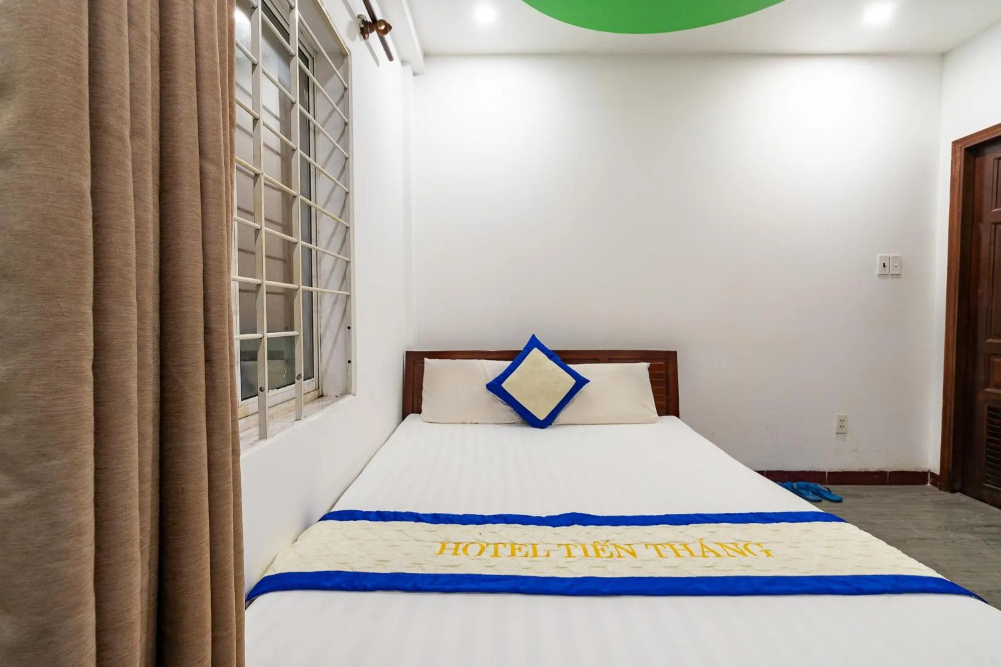 Bedroom, Bed in Collection O District Tan Phu - Tien Thang Hotel