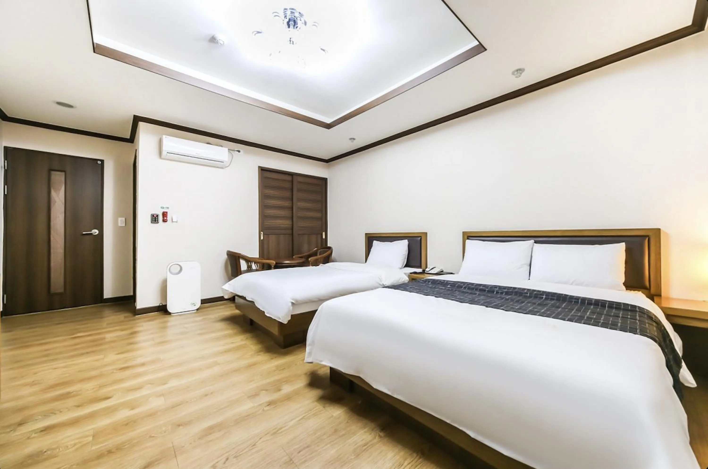 Bed in Modern Business Hotel