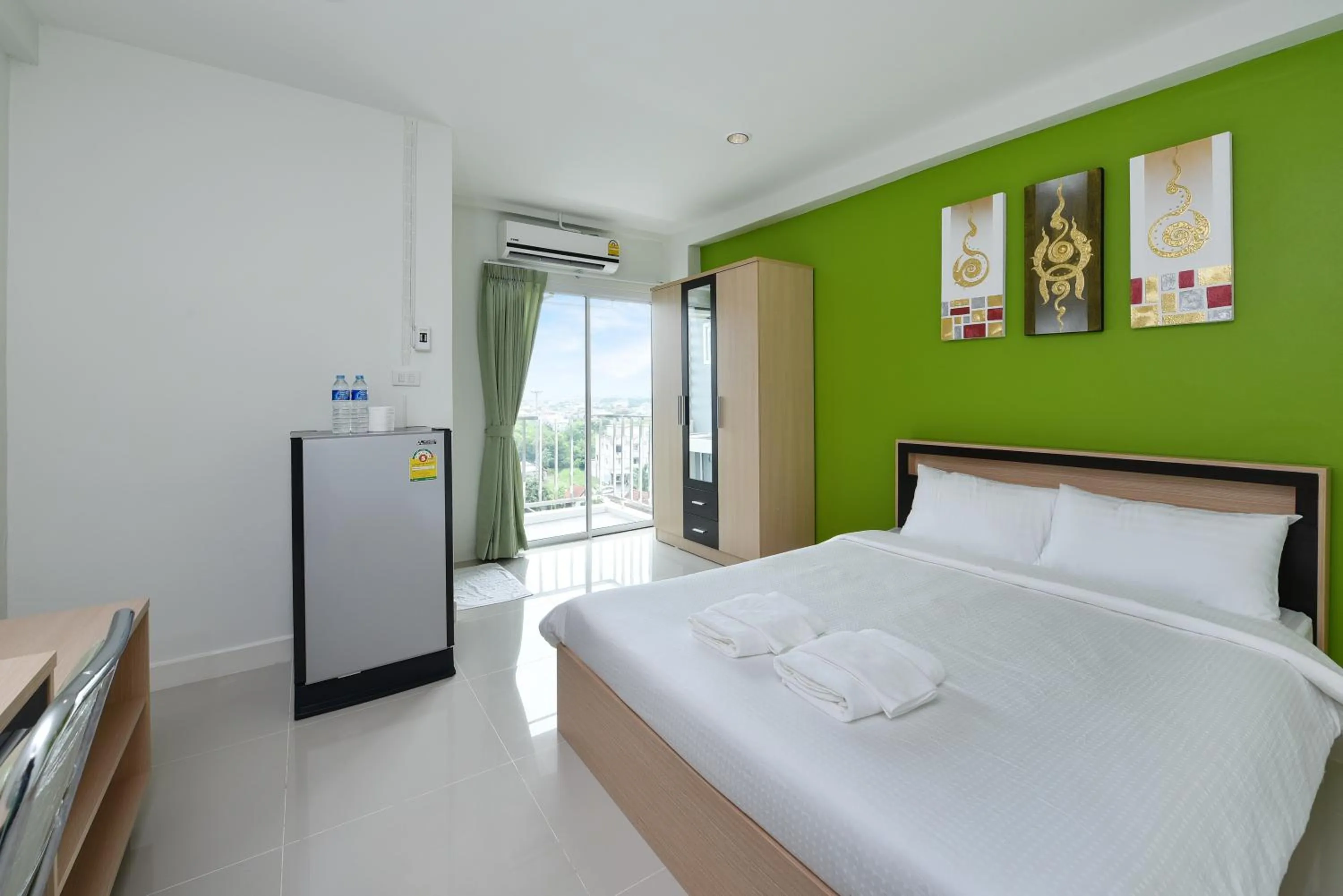 Bed in B32 Apartment