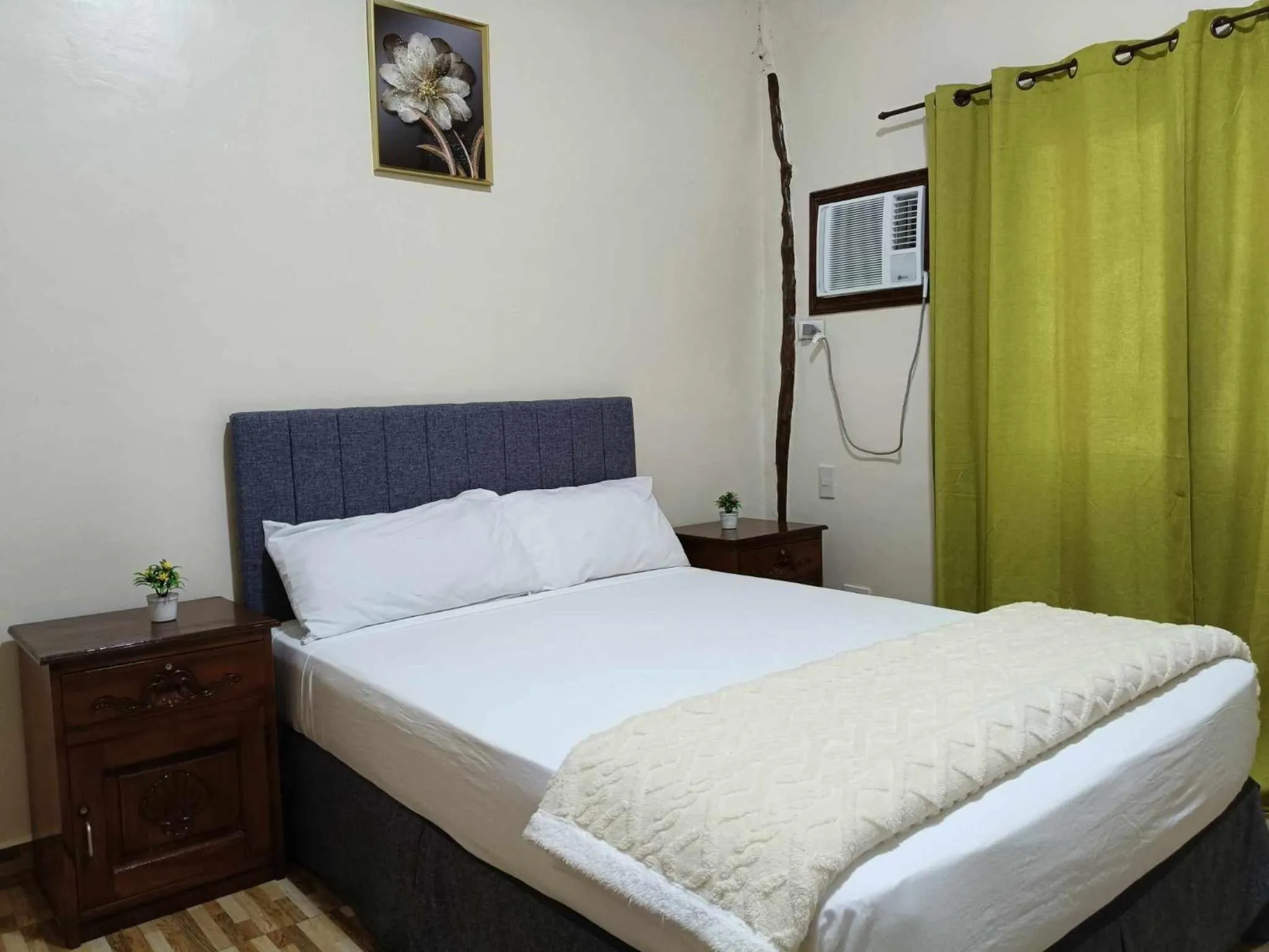 Bed in Whitesands Beach Resort