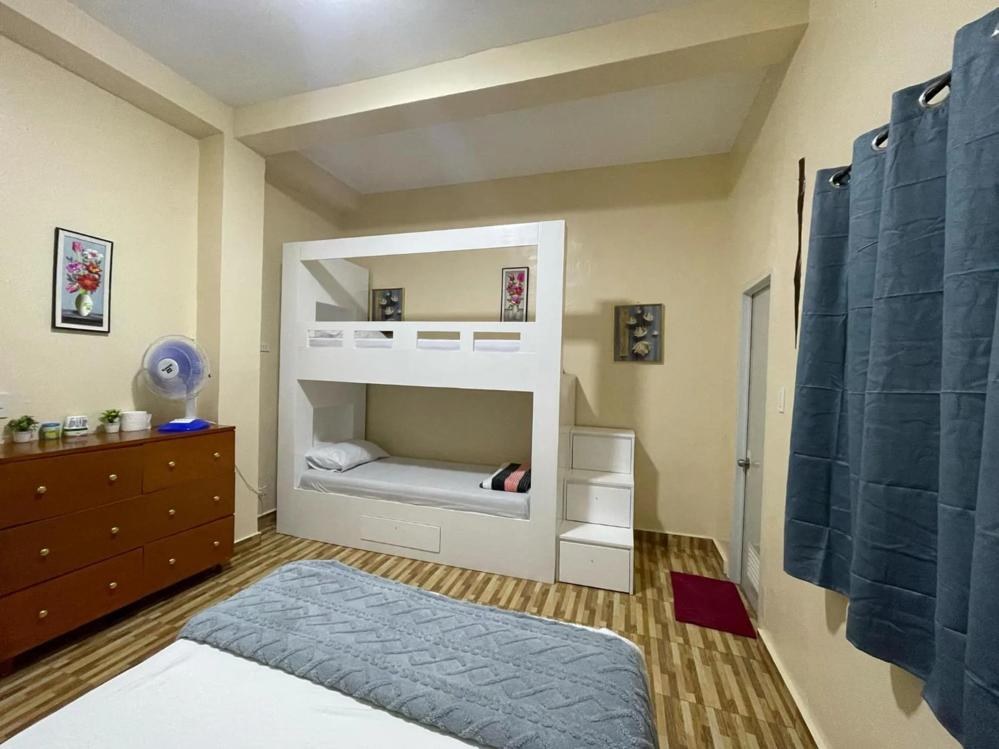 Bed in Whitesands Beach Resort