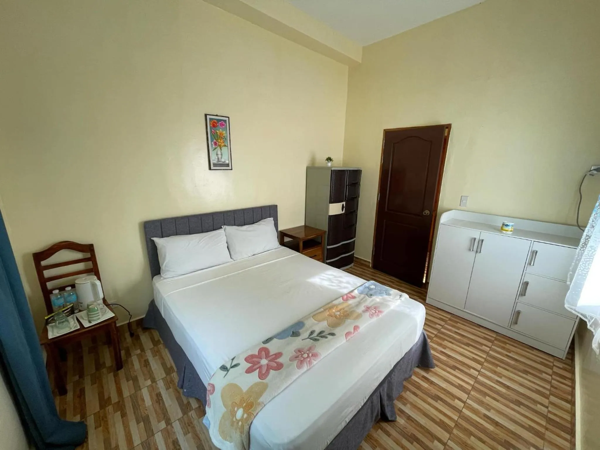 Bed in Whitesands Beach Resort