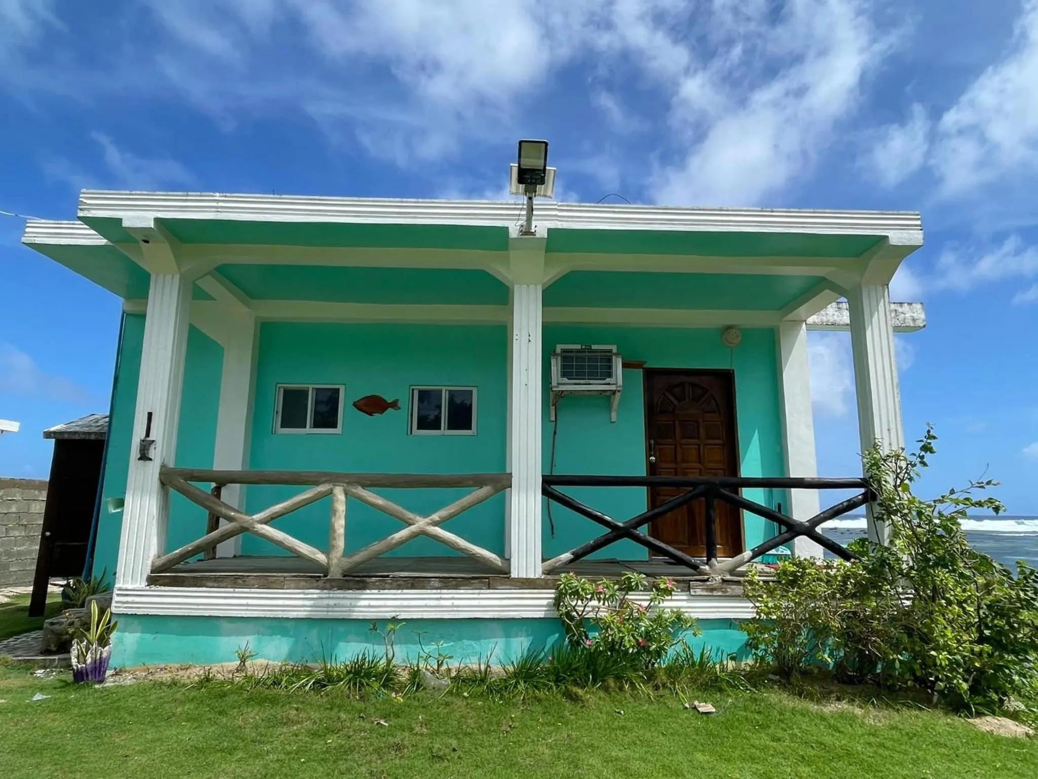 Property building in Whitesands Beach Resort