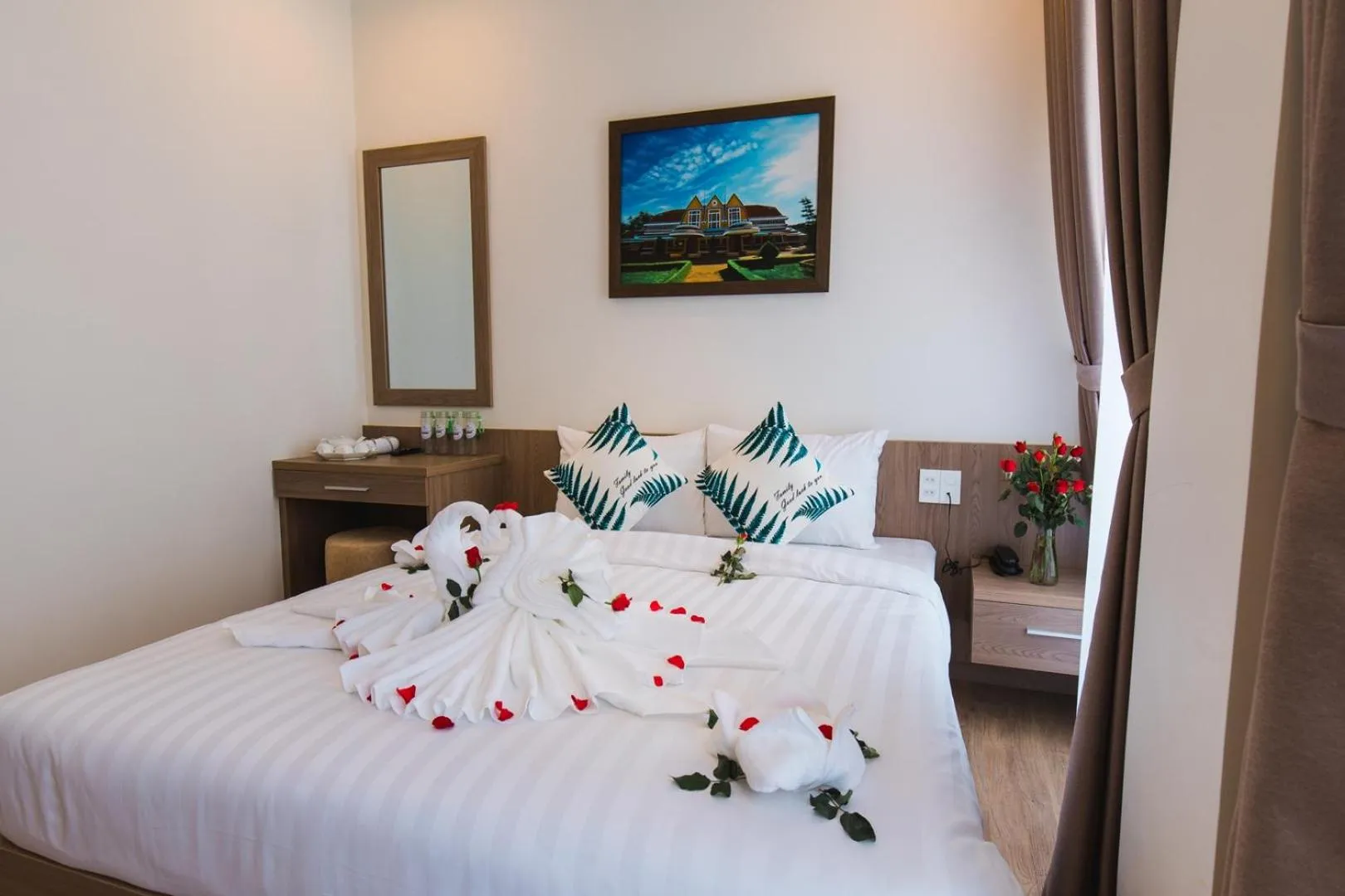 Bed in Ami Hotel Dalat