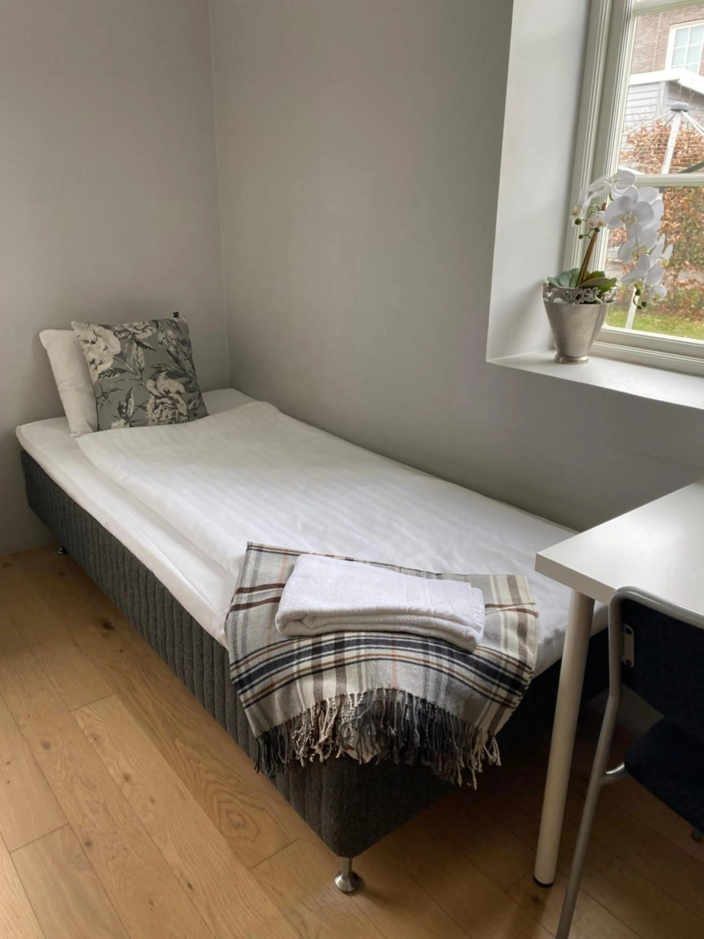 Bedroom, Bed in Brohuspark