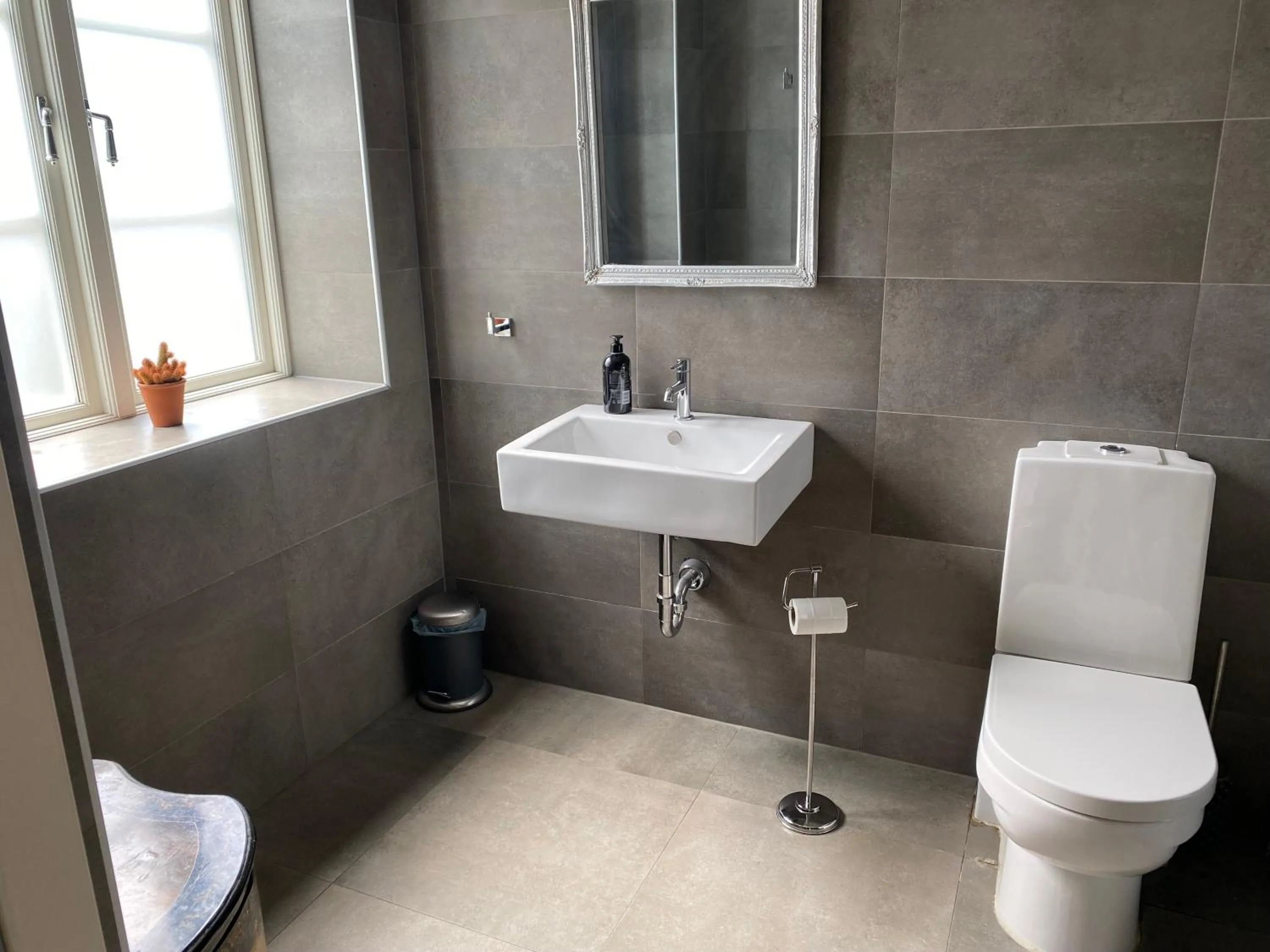 Bathroom in Brohuspark