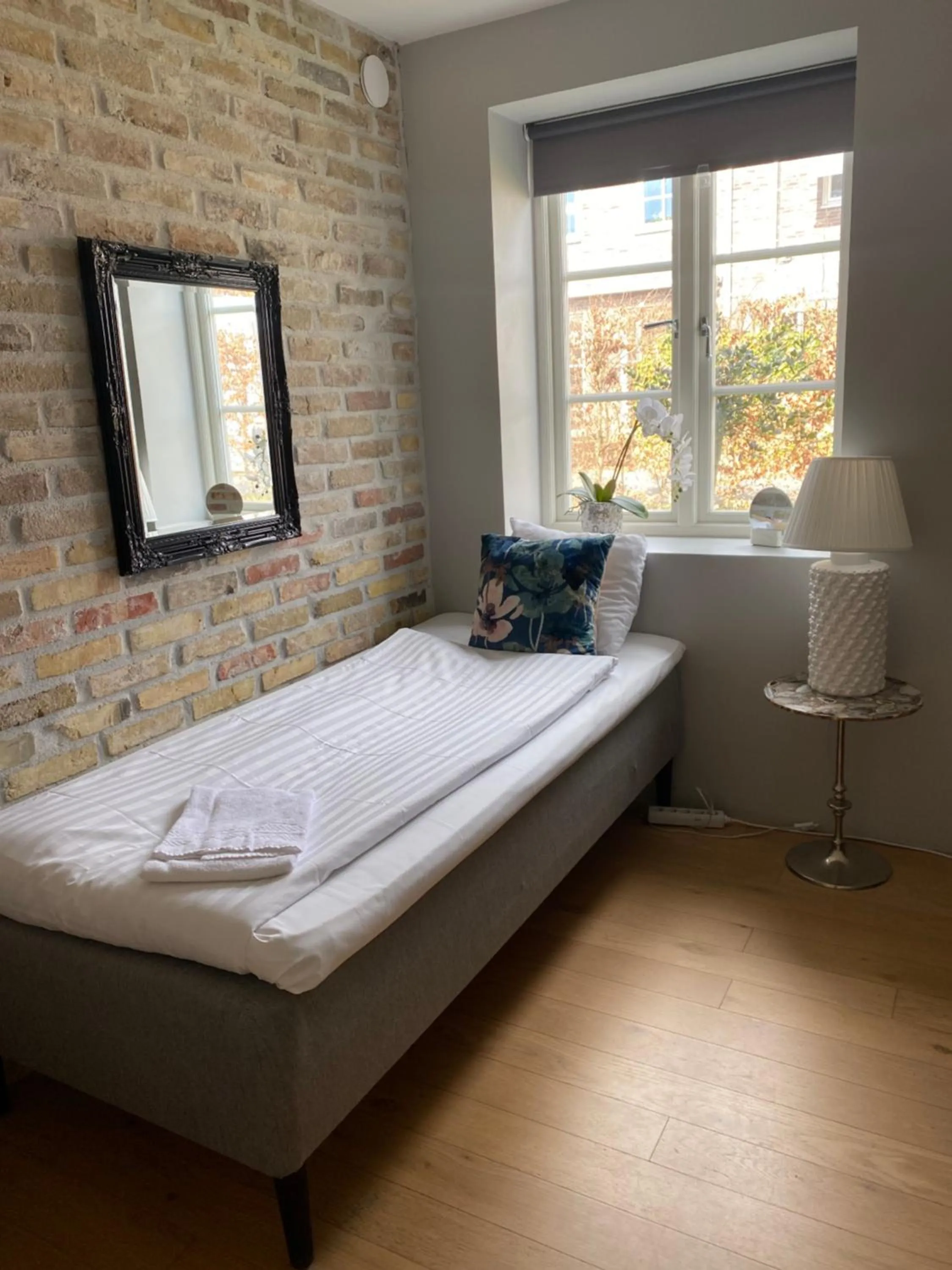 Bedroom, Bed in Brohuspark