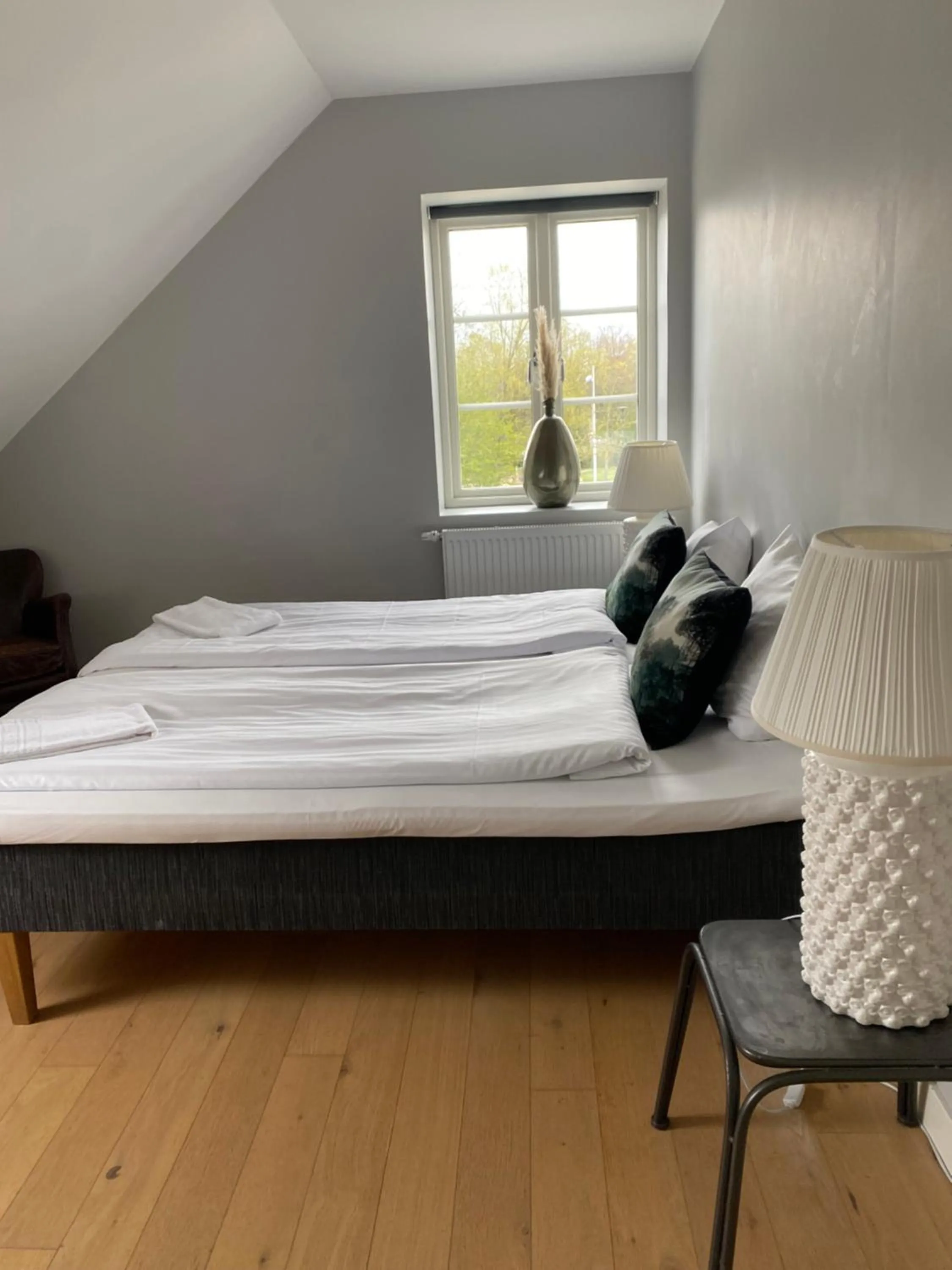 Bedroom, Bed in Brohuspark