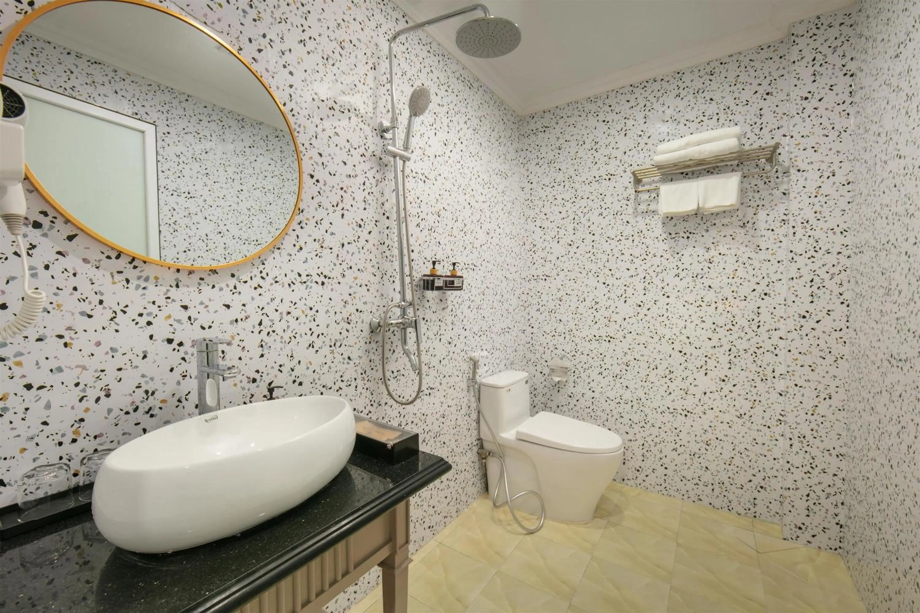 Bathroom in Dong Xuan Boutique Hotel