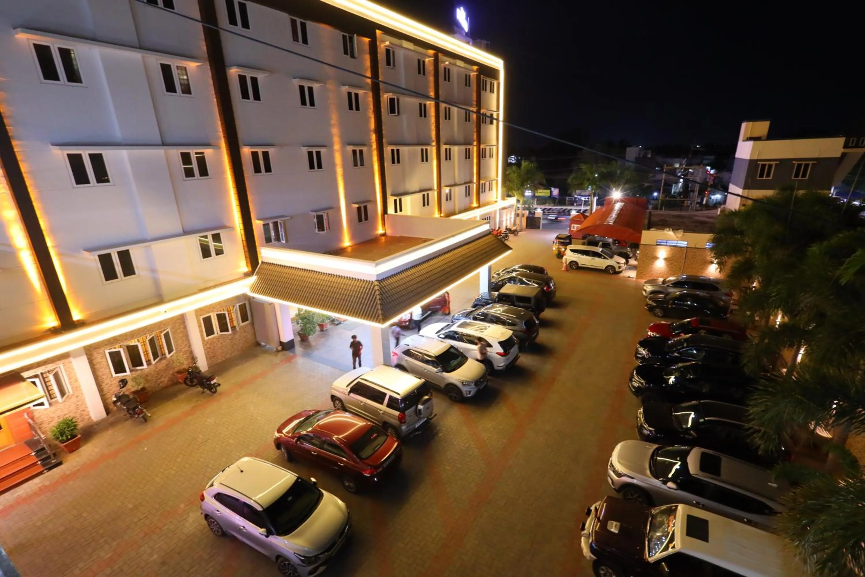 Hotel PVK Grand Dindigul