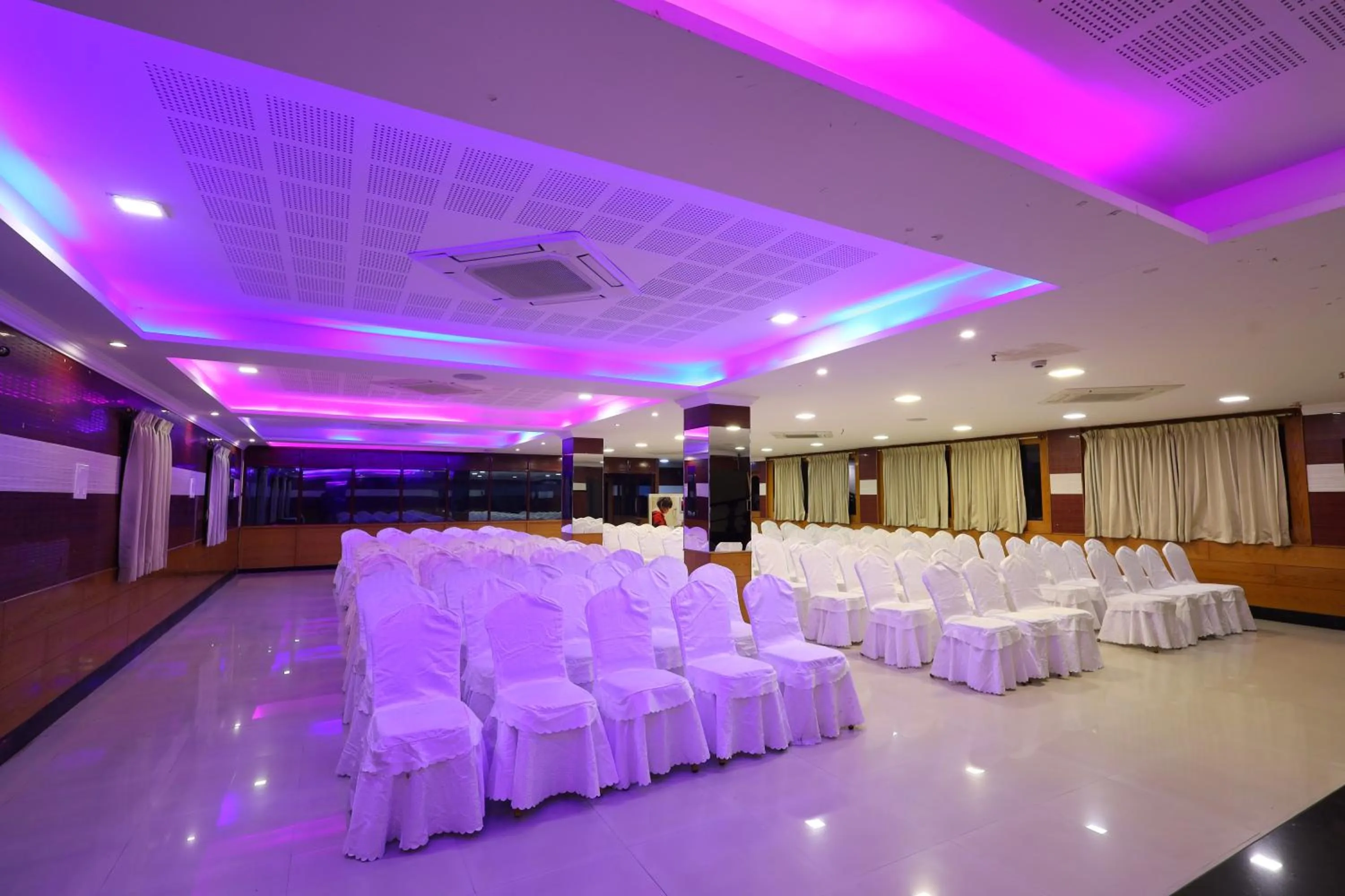 Hotel PVK Grand Dindigul