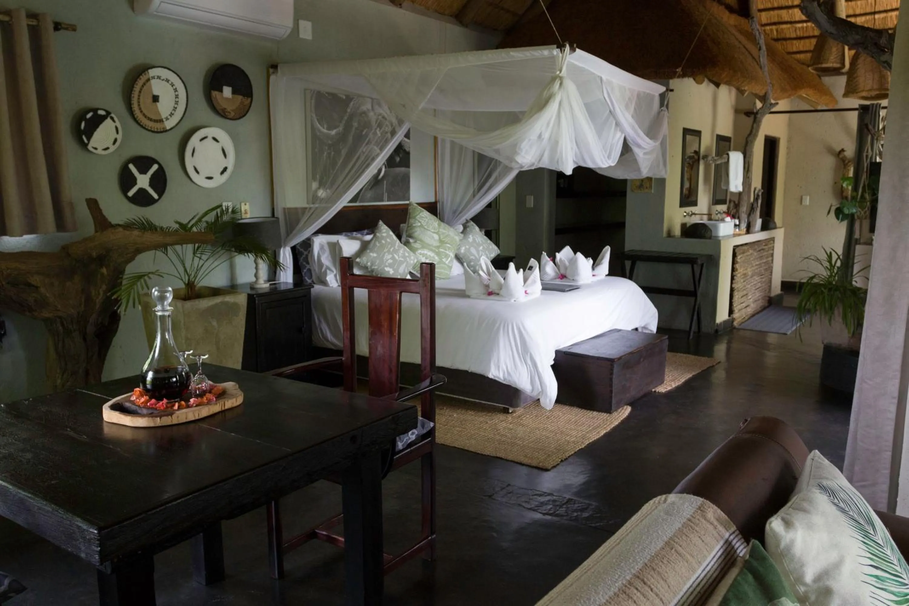 Bed in Ezulwini Game Lodges
