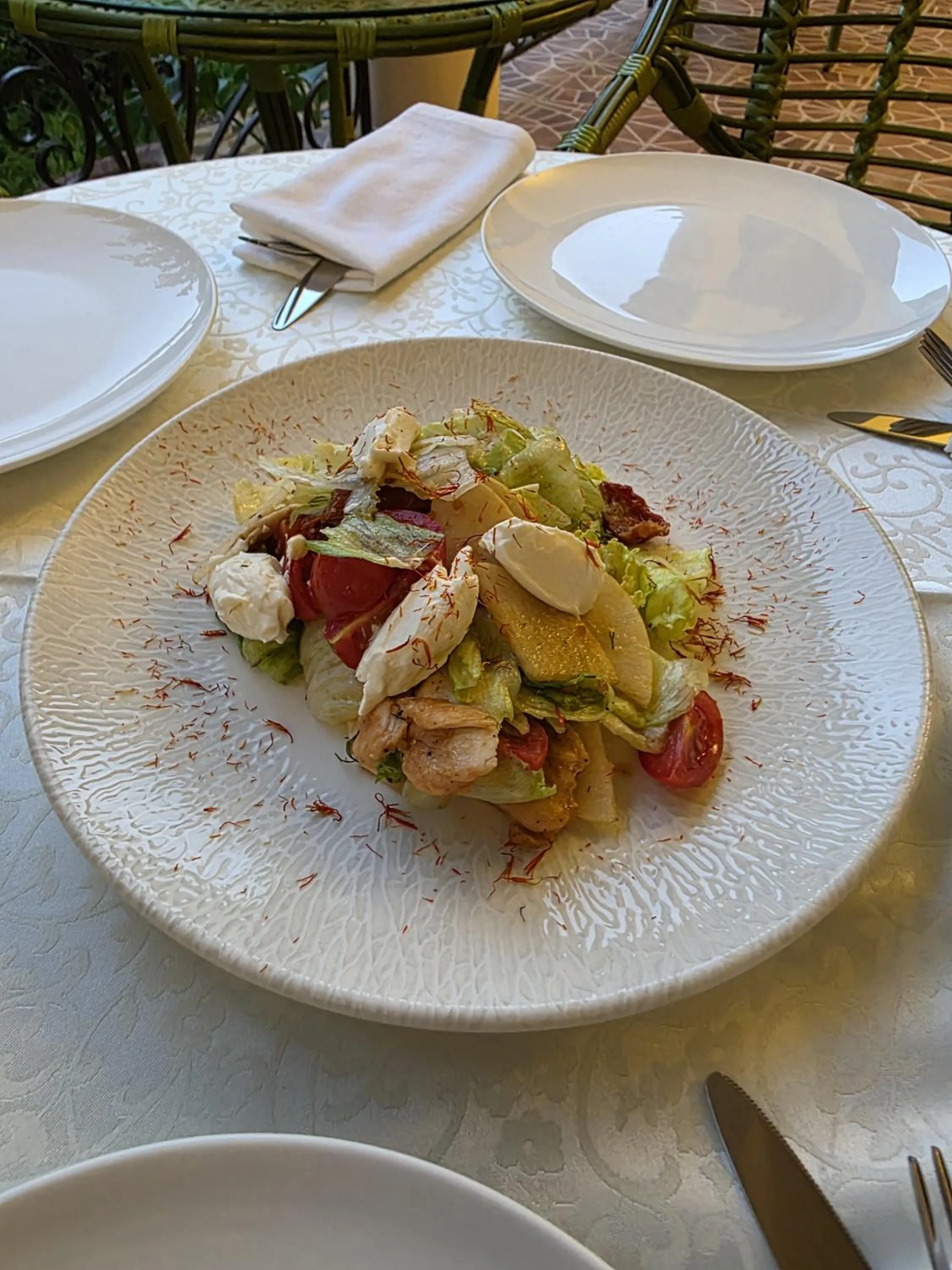 Restaurant/places to eat in L'Argamak