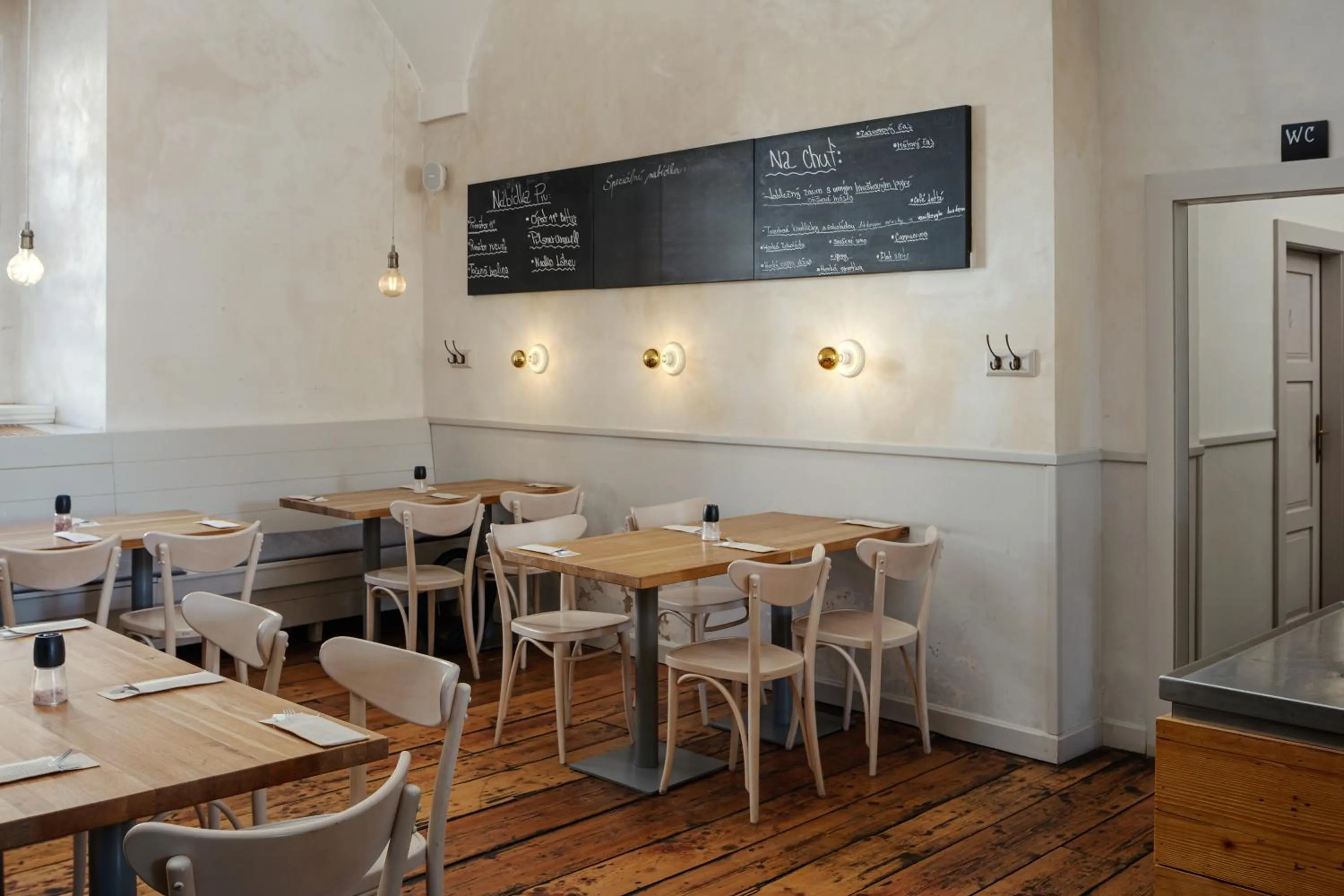 Restaurant/places to eat in Dům Hostů Klášter Broumov