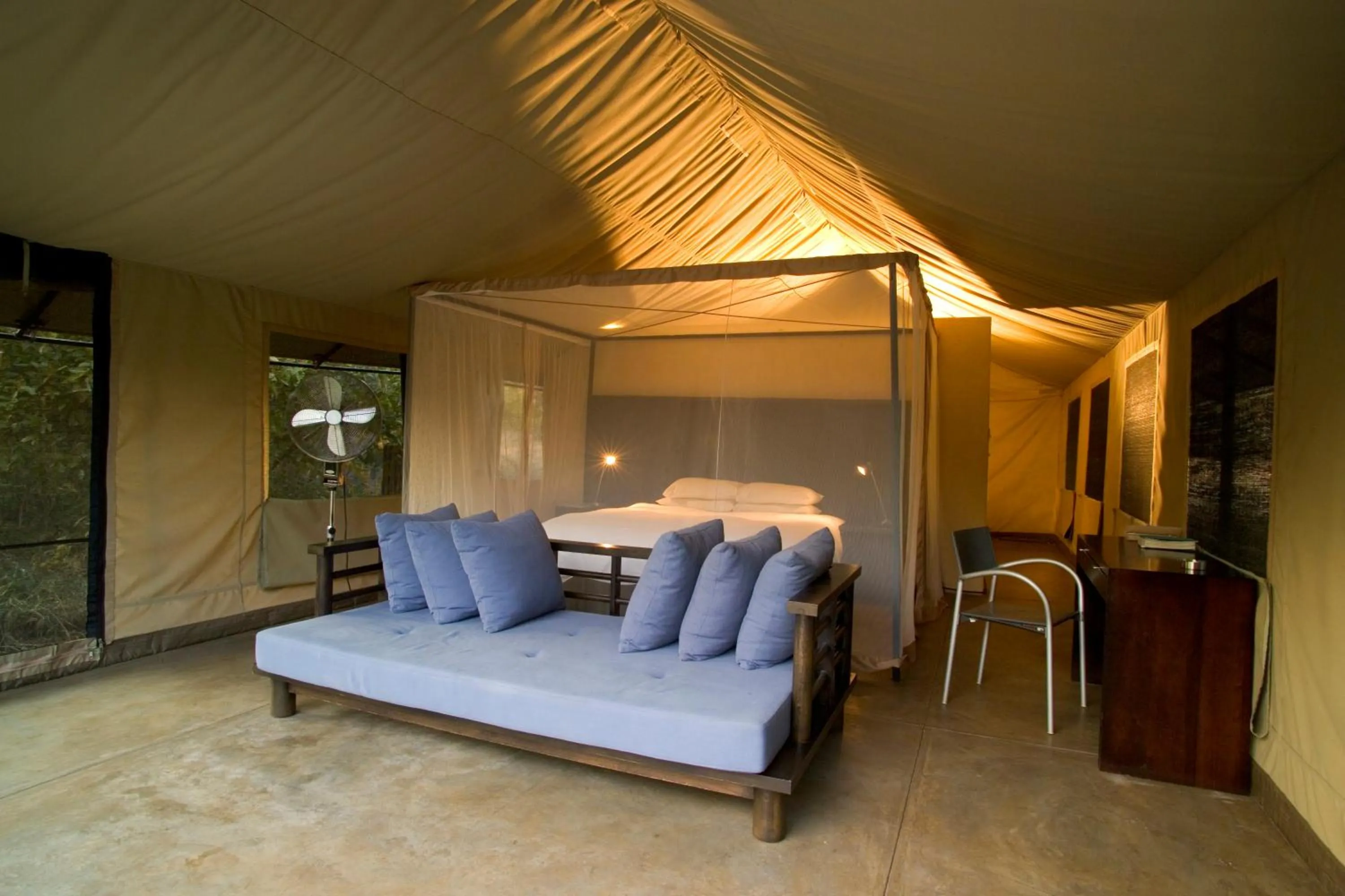 Photo of the whole room, Bed in Honeyguide Tented Safari Camp - Khoka Moya