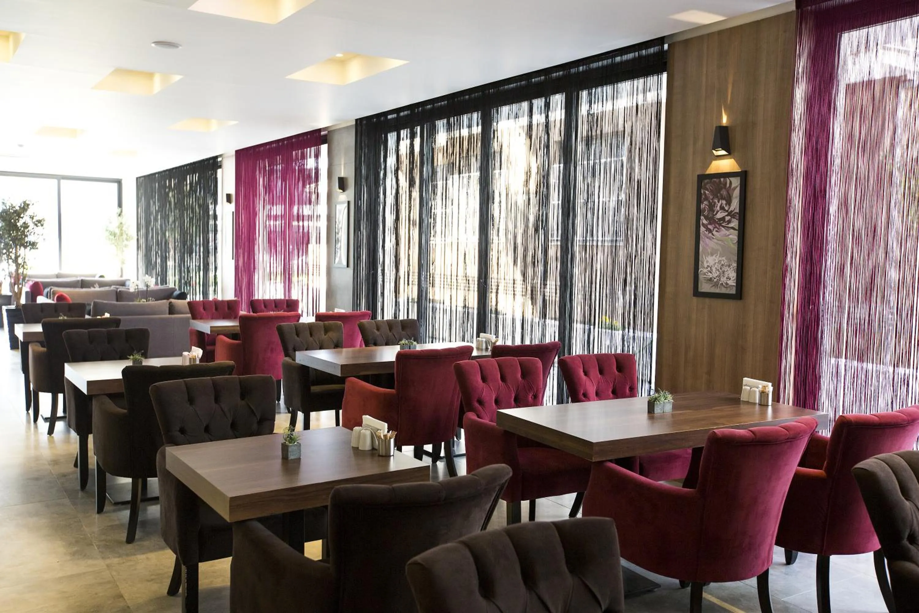 Restaurant/places to eat in Kalevera Hotel