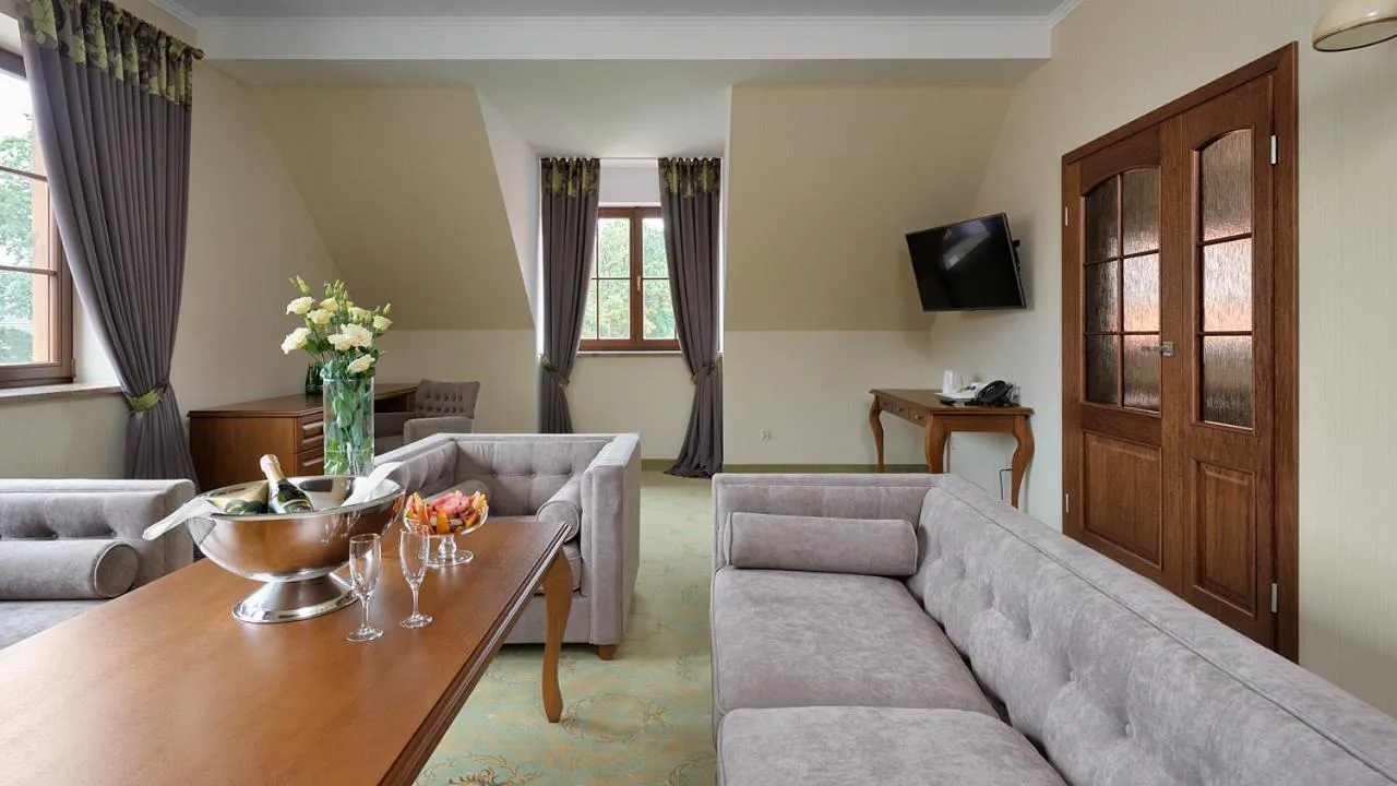 Apartment in Hotel Pałac Poledno