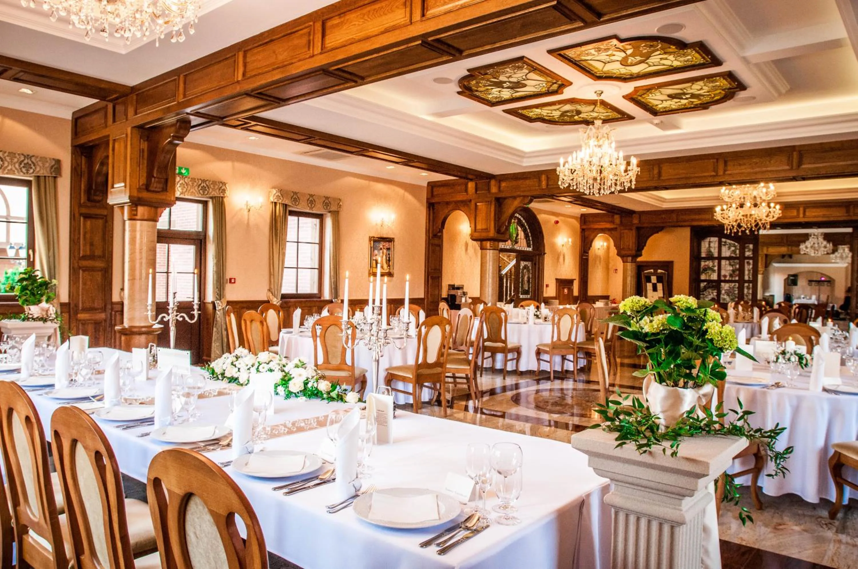 Property building in Hotel Pałac Poledno