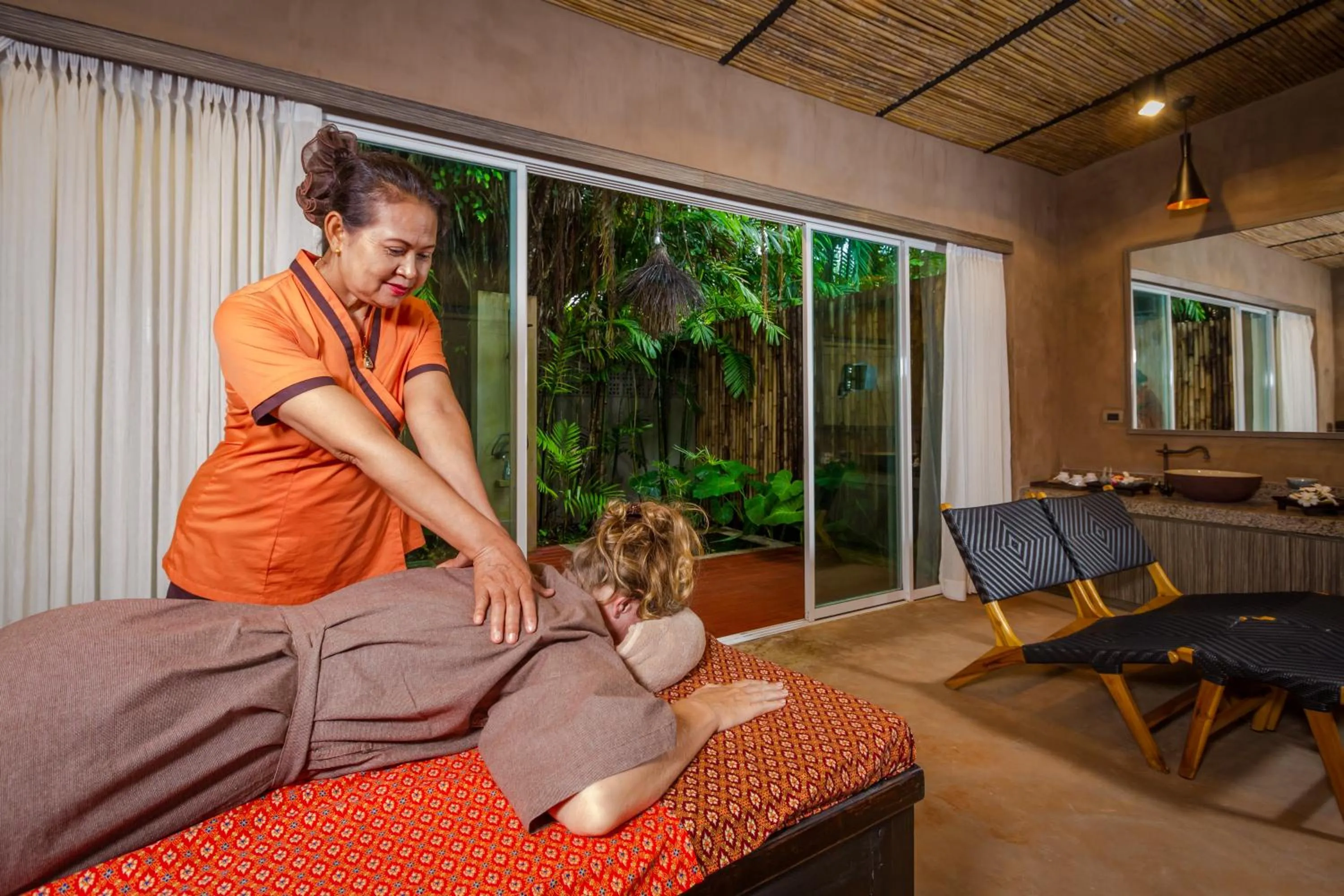 People in Coastal Escape Koh Yao Noi