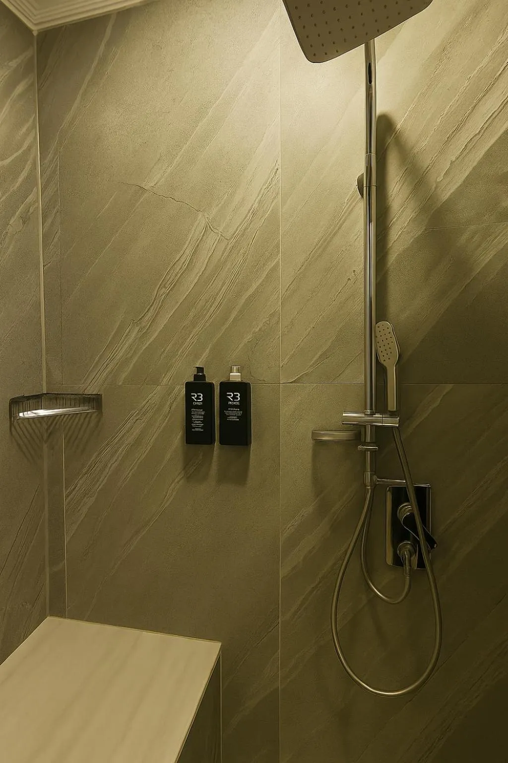 Shower in Sare Apartments - Sultanahmet