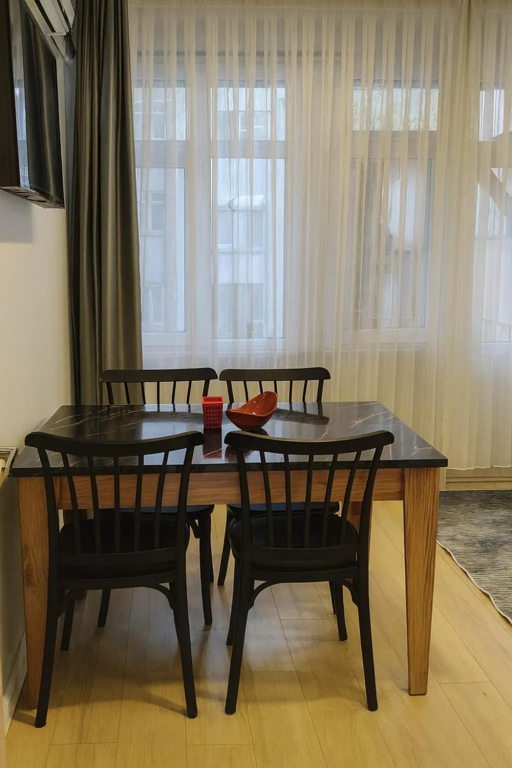 TV and multimedia in Sare Apartments - Sultanahmet