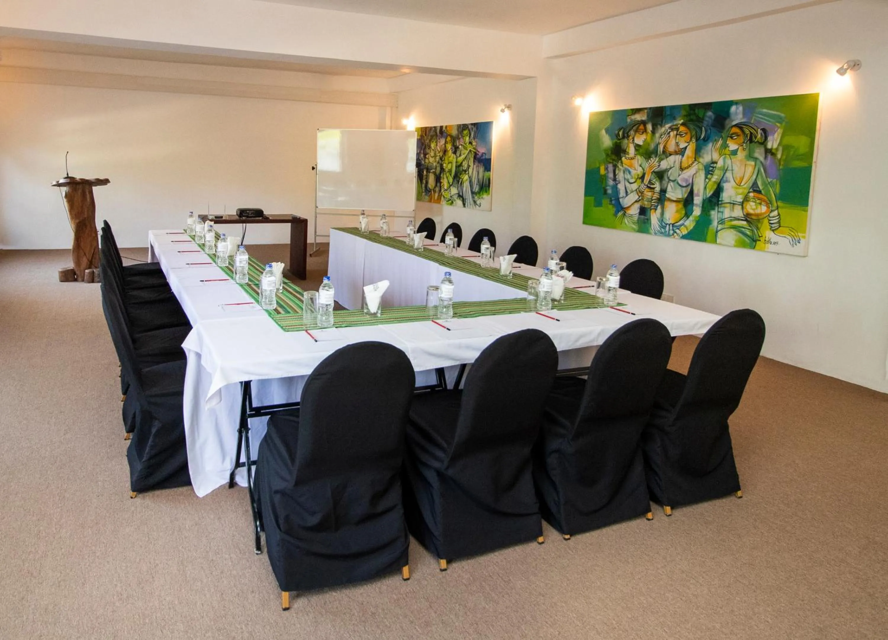 Banquet/Function facilities in Amaara Forest Hotel Sigiriya