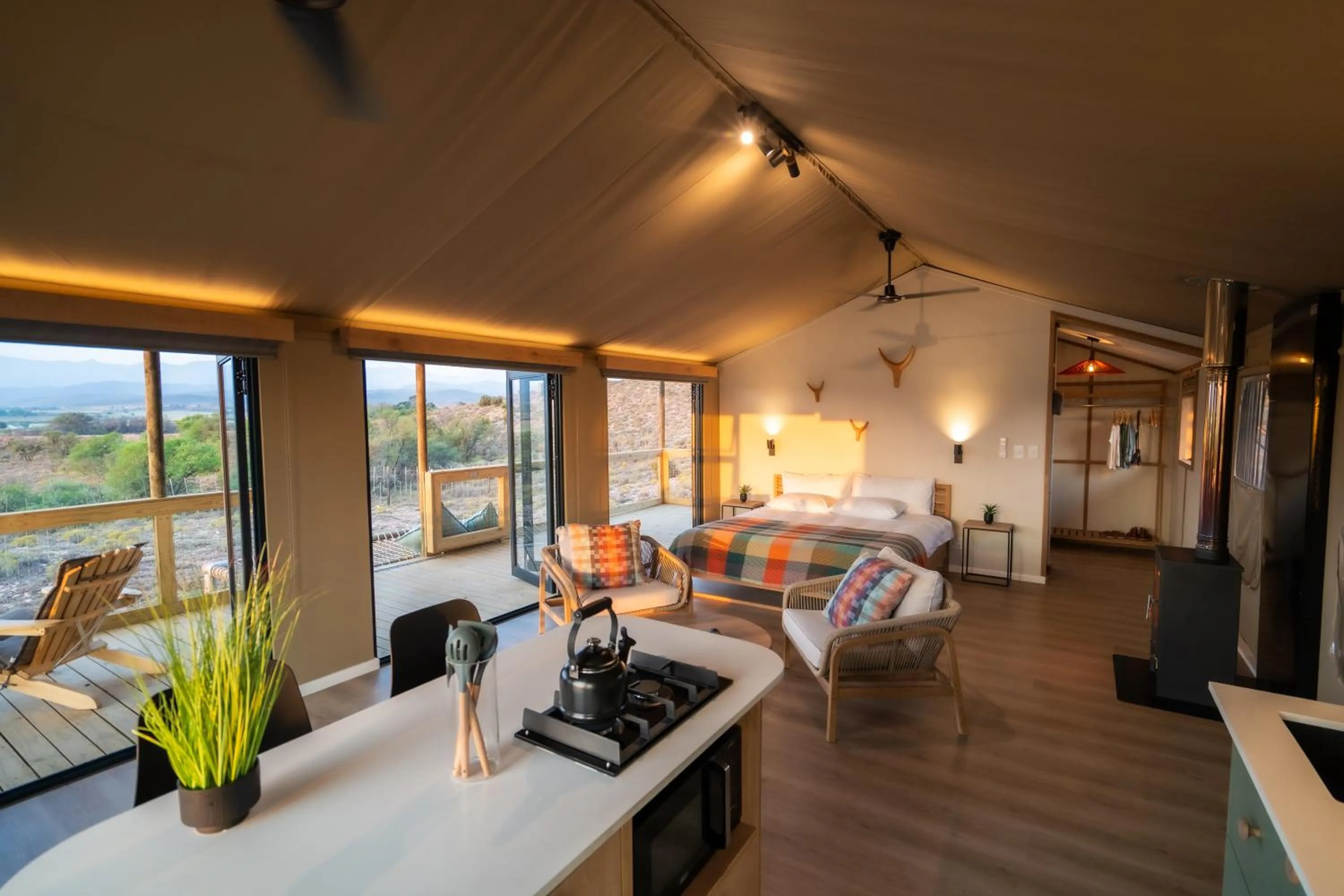 Bed in AfriCamps Klein Karoo