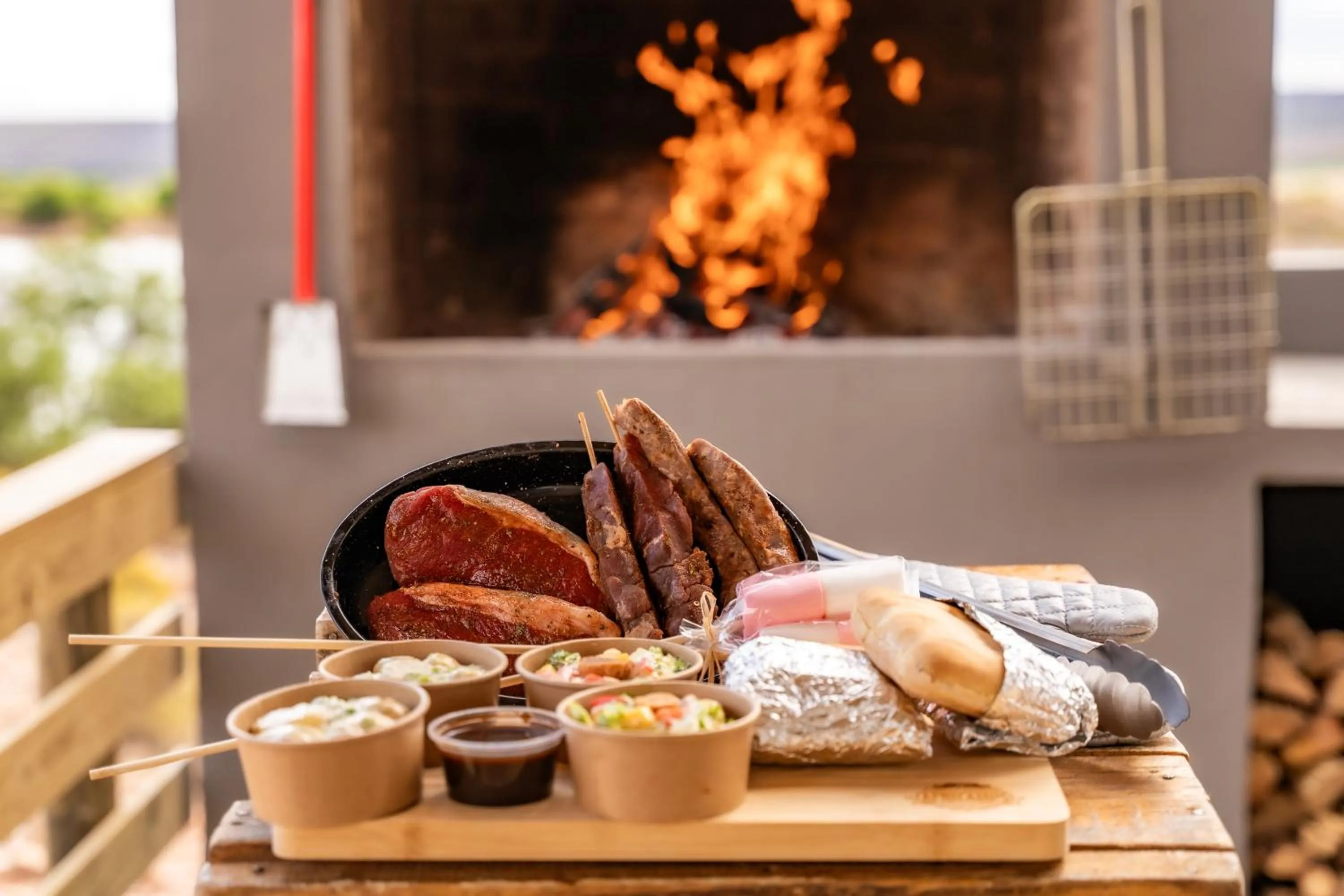 Dinner in AfriCamps Klein Karoo