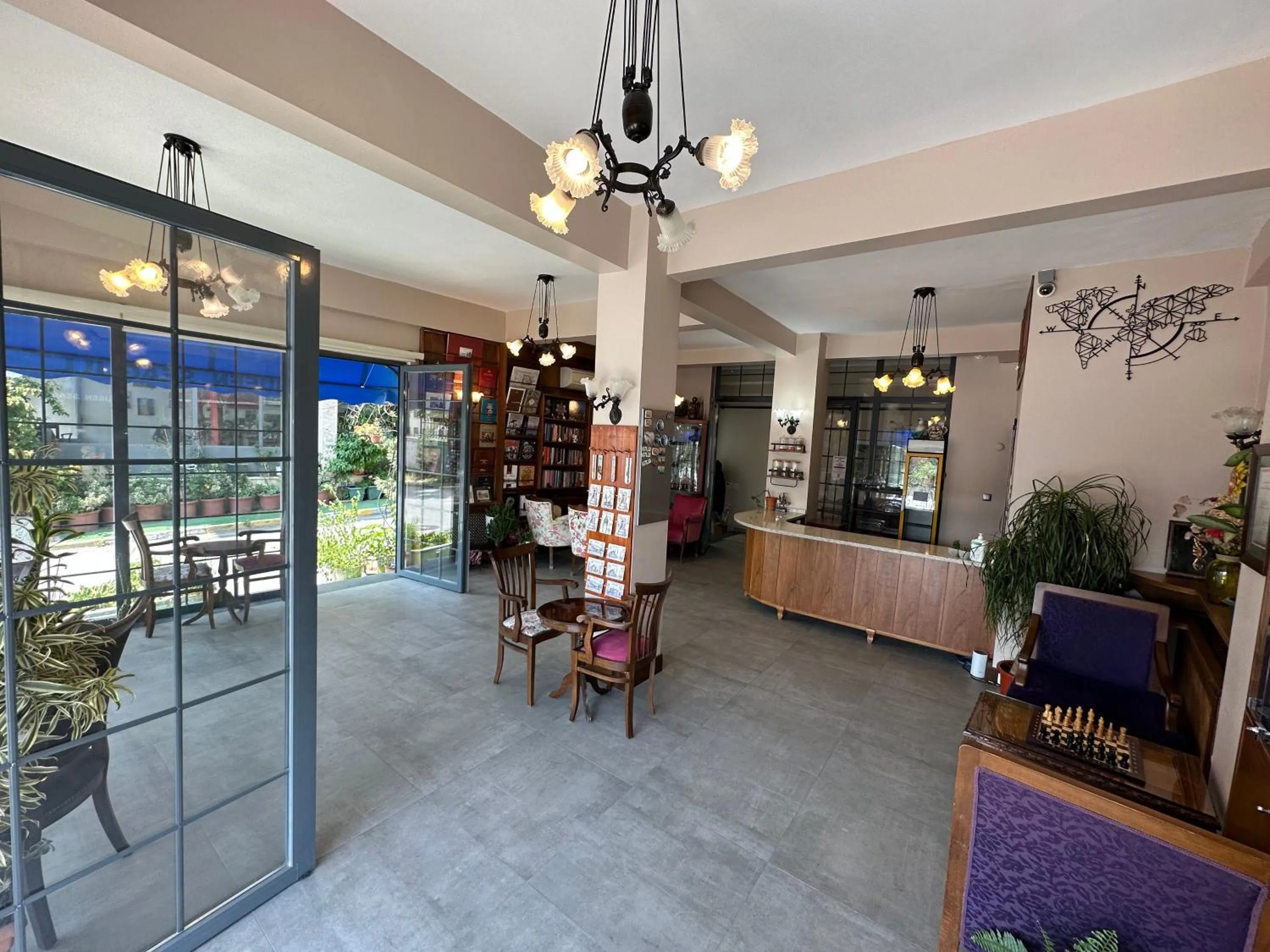 Lobby or reception in Queen Seagull Boutique Hotel